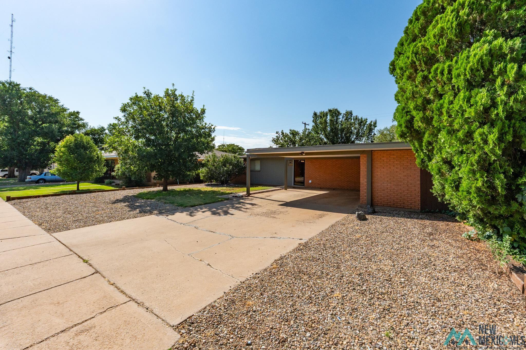 Clovis, New Mexico 88101, United States, 3 Bedrooms Bedrooms, ,2 BathroomsBathrooms,Residential,Active,190352