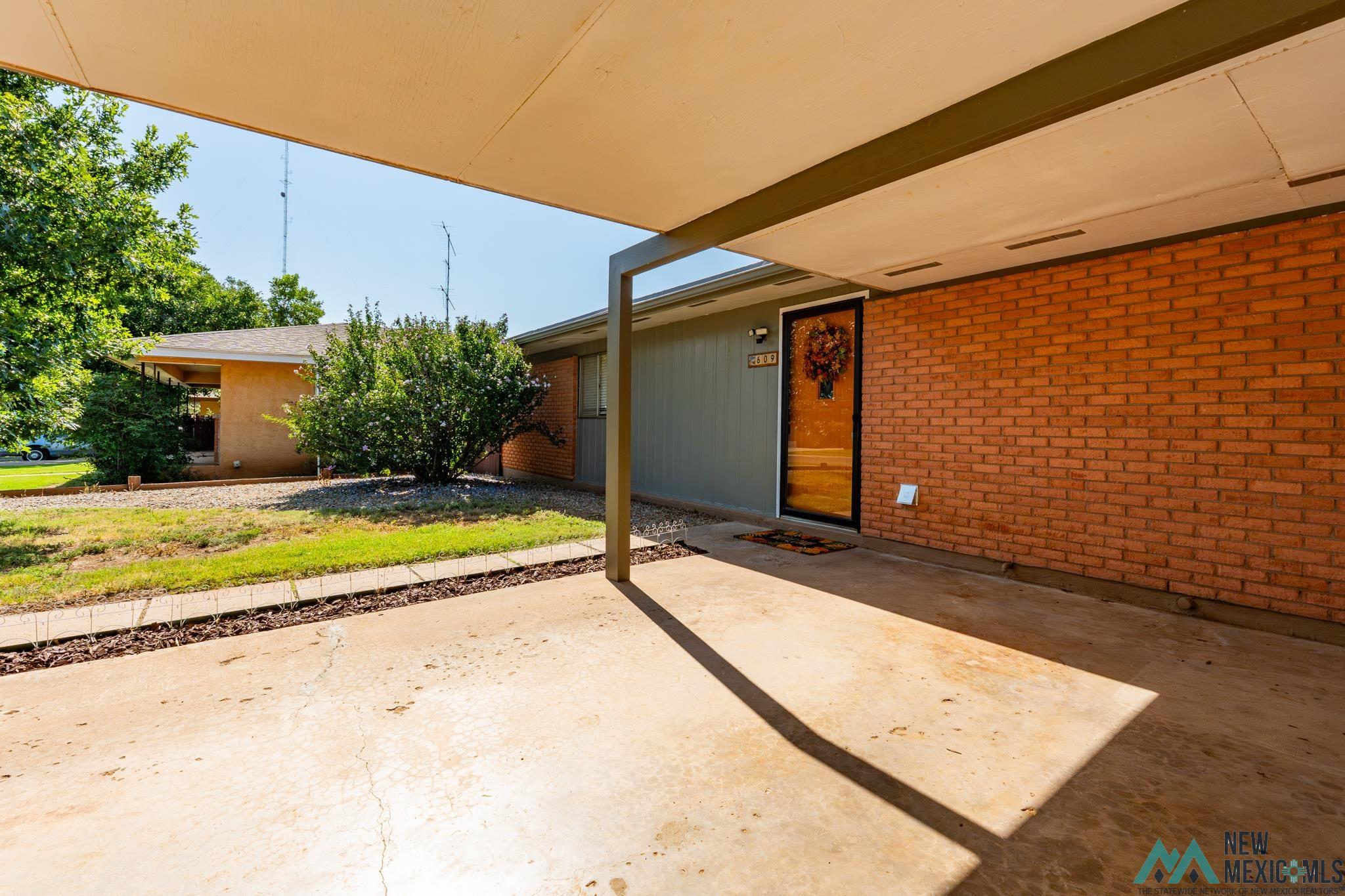 Clovis, New Mexico 88101, United States, 3 Bedrooms Bedrooms, ,2 BathroomsBathrooms,Residential,Active,190352