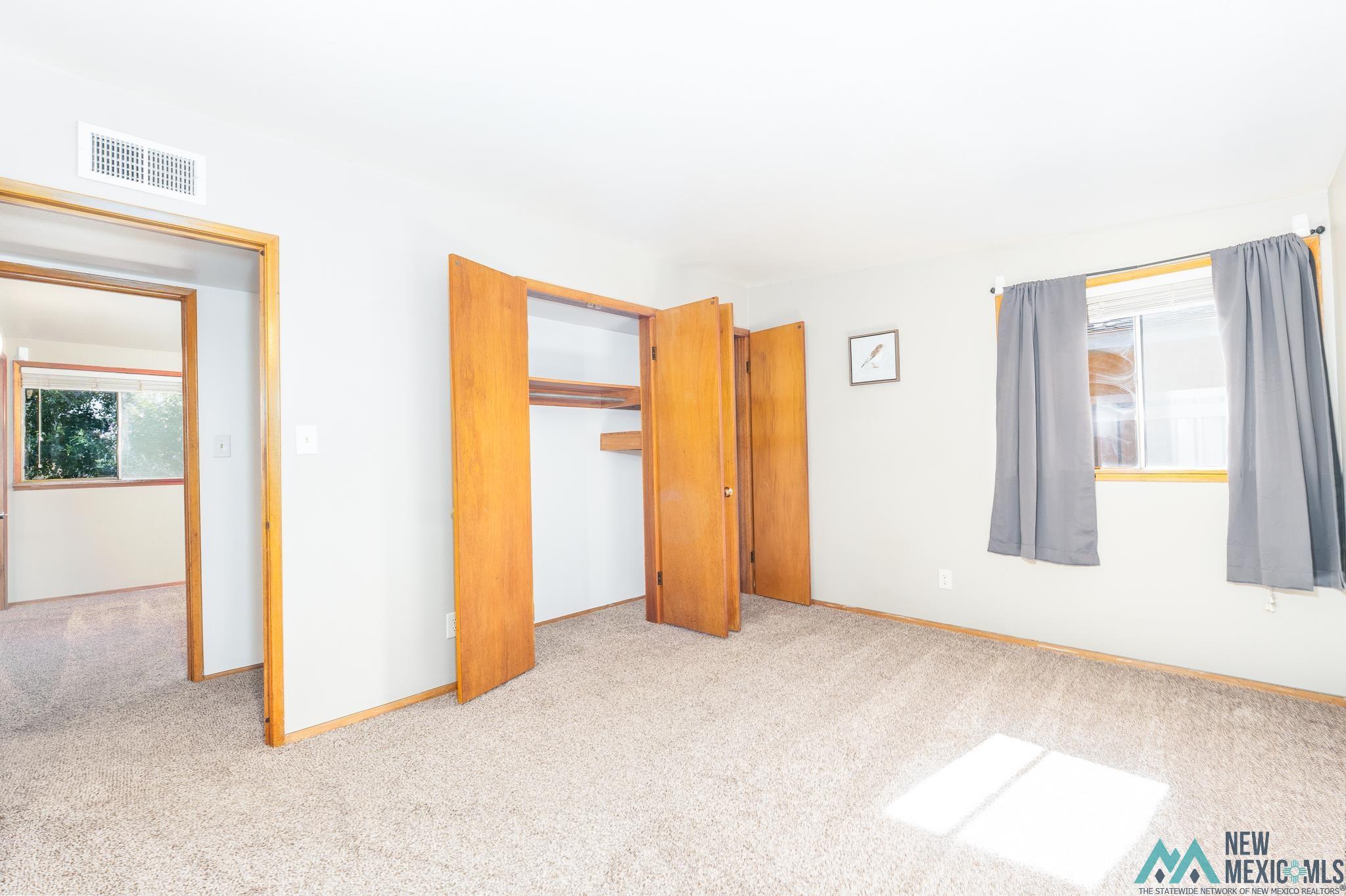 Clovis, New Mexico 88101, United States, 3 Bedrooms Bedrooms, ,2 BathroomsBathrooms,Residential,Active,190352