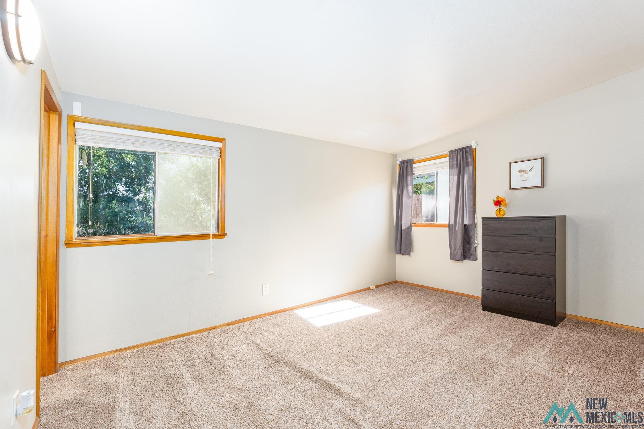 Clovis, New Mexico 88101, United States, 3 Bedrooms Bedrooms, ,2 BathroomsBathrooms,Residential,Active,190352