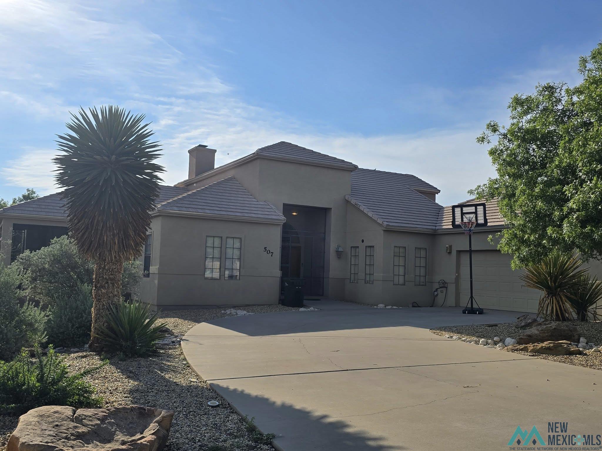 507 Oakwood Place, Carlsbad, Texas image 1