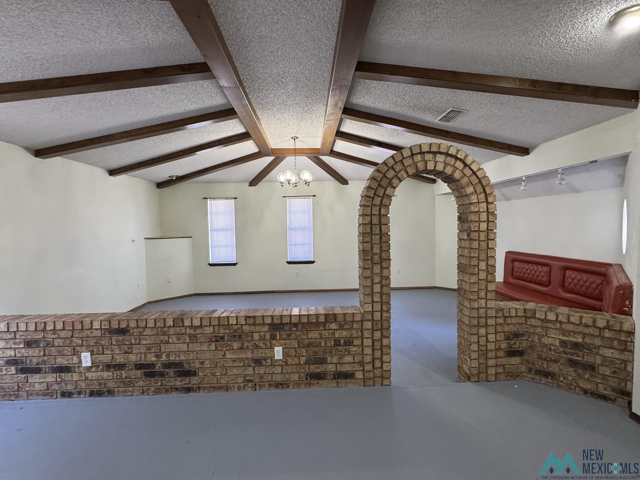 1021 W Yucca Drive, Clovis, New Mexico image 5