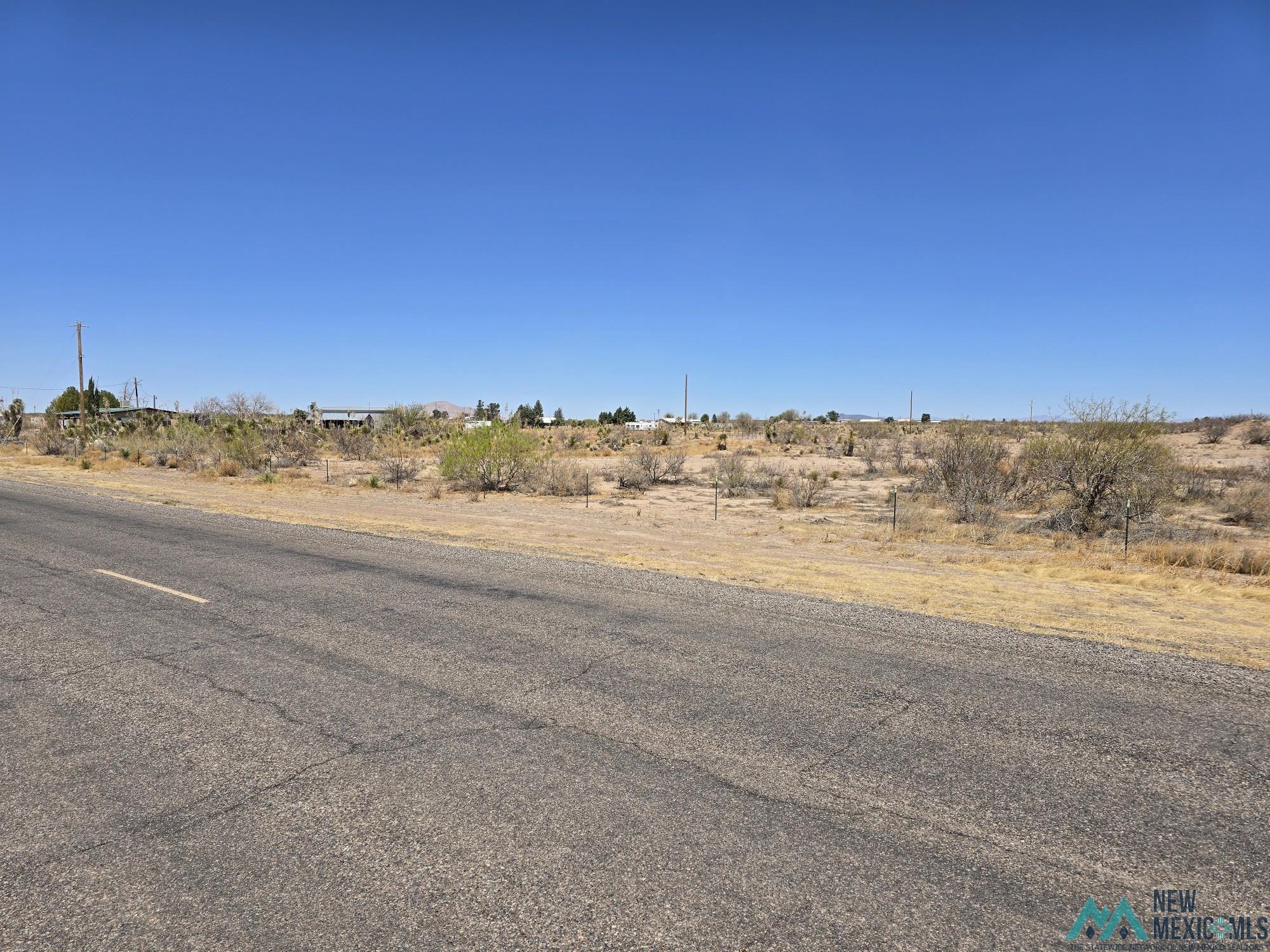 000 Sunshine And Cactus Road, Deming, Texas image 3