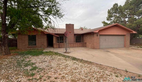 Homes For Sale - 713 La Fonda Drive<br/> Roswell, NM 88201