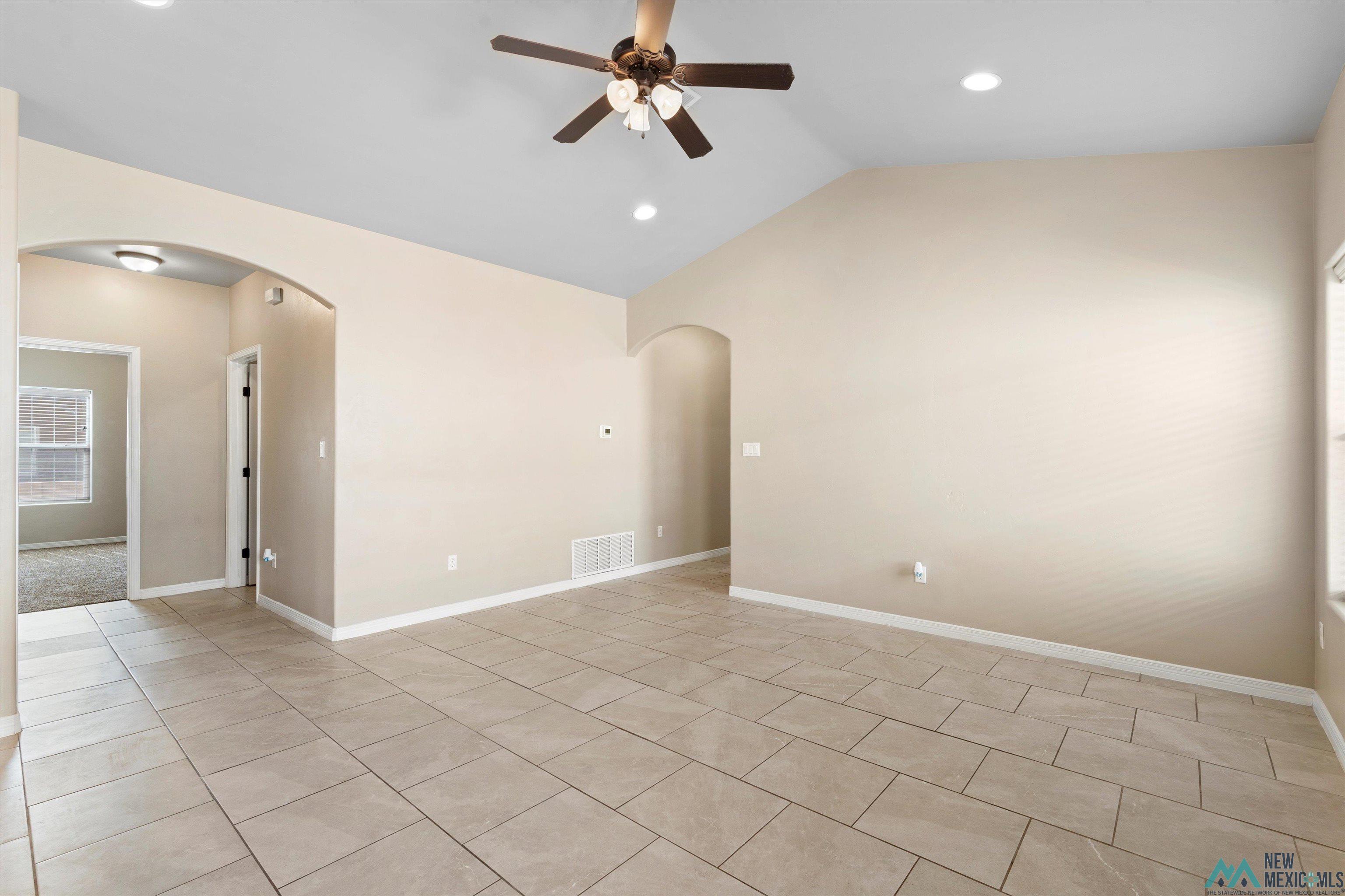 1007 Solomons Court, Carlsbad, Texas image 31