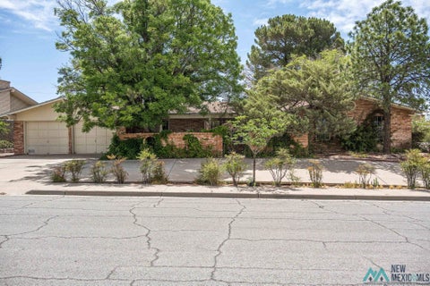 Homes For Sale - 1766 Imperial Drive<br/> Las Cruces, NM 88011
