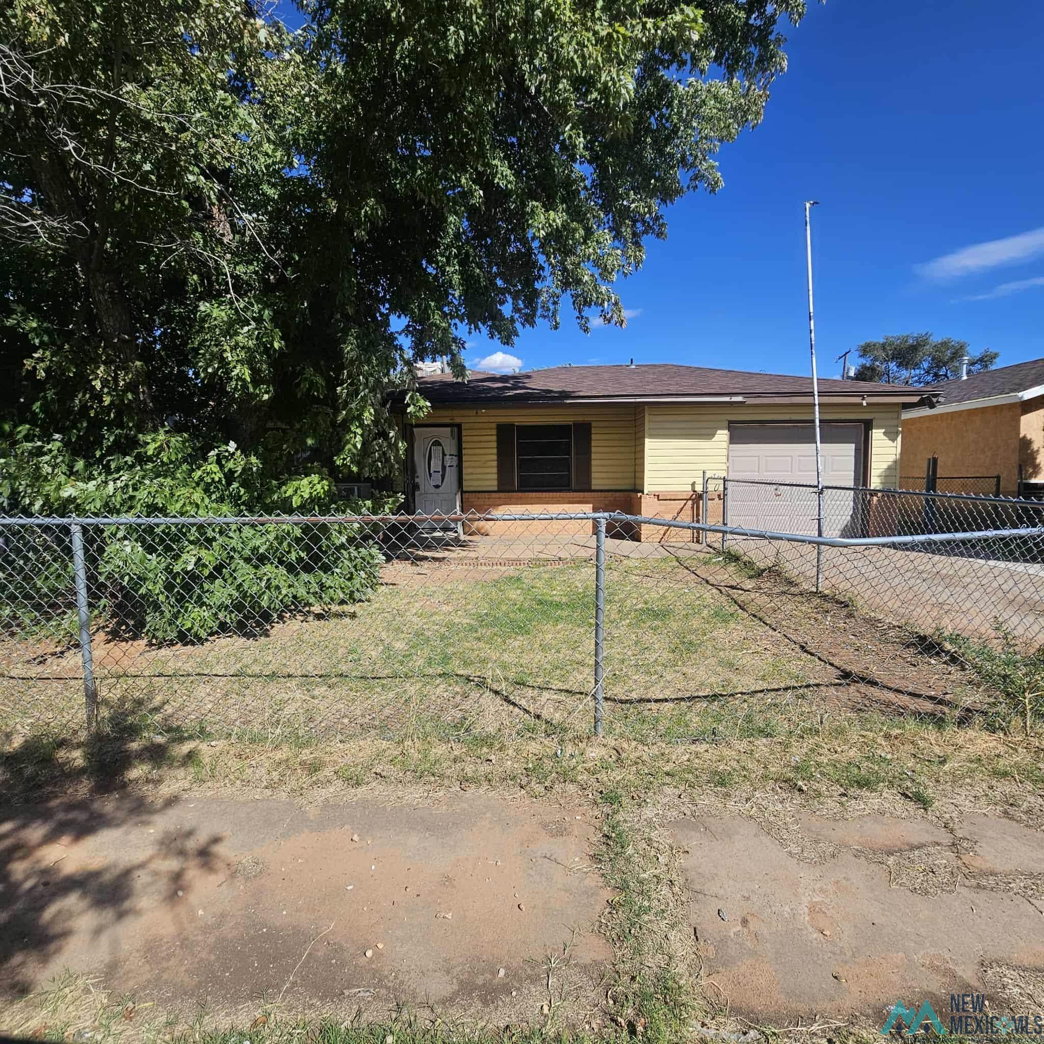 Clovis, New Mexico 88101, United States, 2 Bedrooms Bedrooms, ,1 BathroomBathrooms,Residential,Active,221164 Clovis, New Mexico 88101, United States, 2 Bedrooms Bedrooms, ,1 BathroomBathrooms,Residential,Active,221164