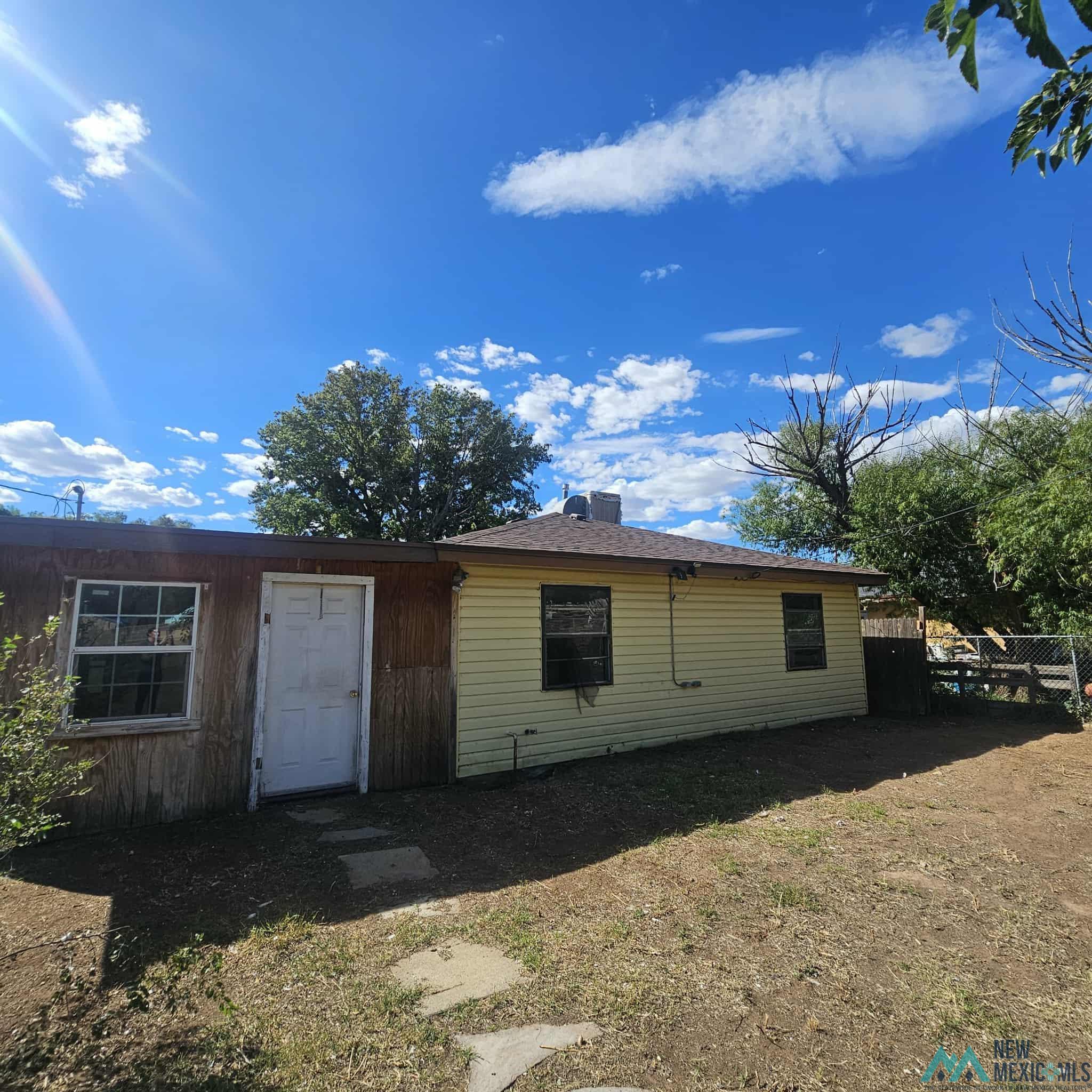 Clovis, New Mexico 88101, United States, 2 Bedrooms Bedrooms, ,1 BathroomBathrooms,Residential,Active,221164