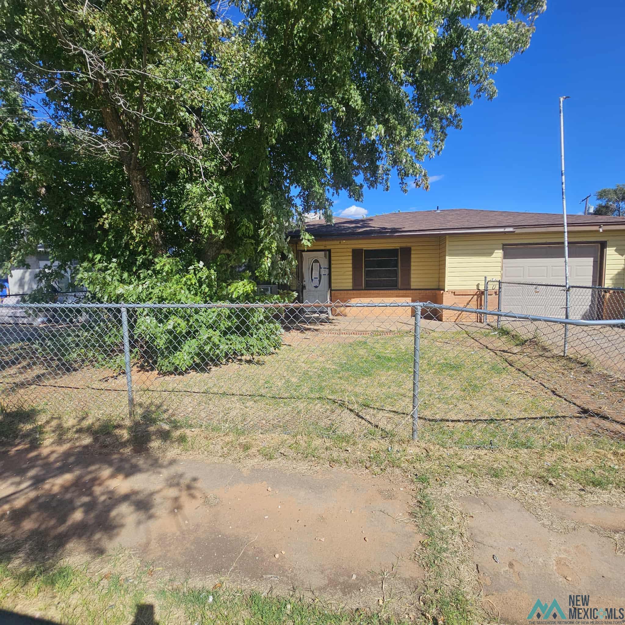 Clovis, New Mexico 88101, United States, 2 Bedrooms Bedrooms, ,1 BathroomBathrooms,Residential,Active,221164