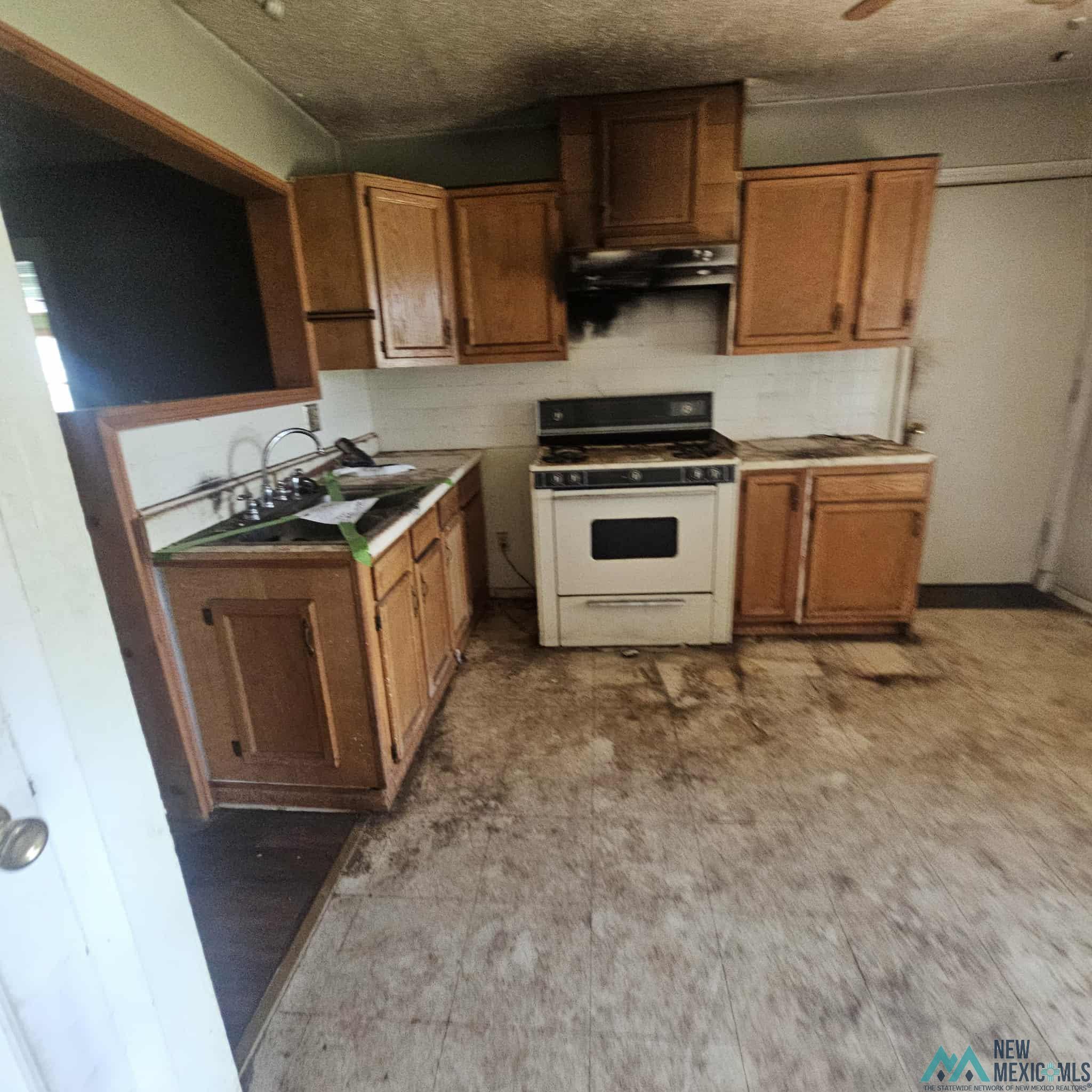 Clovis, New Mexico 88101, United States, 2 Bedrooms Bedrooms, ,1 BathroomBathrooms,Residential,Active,221164