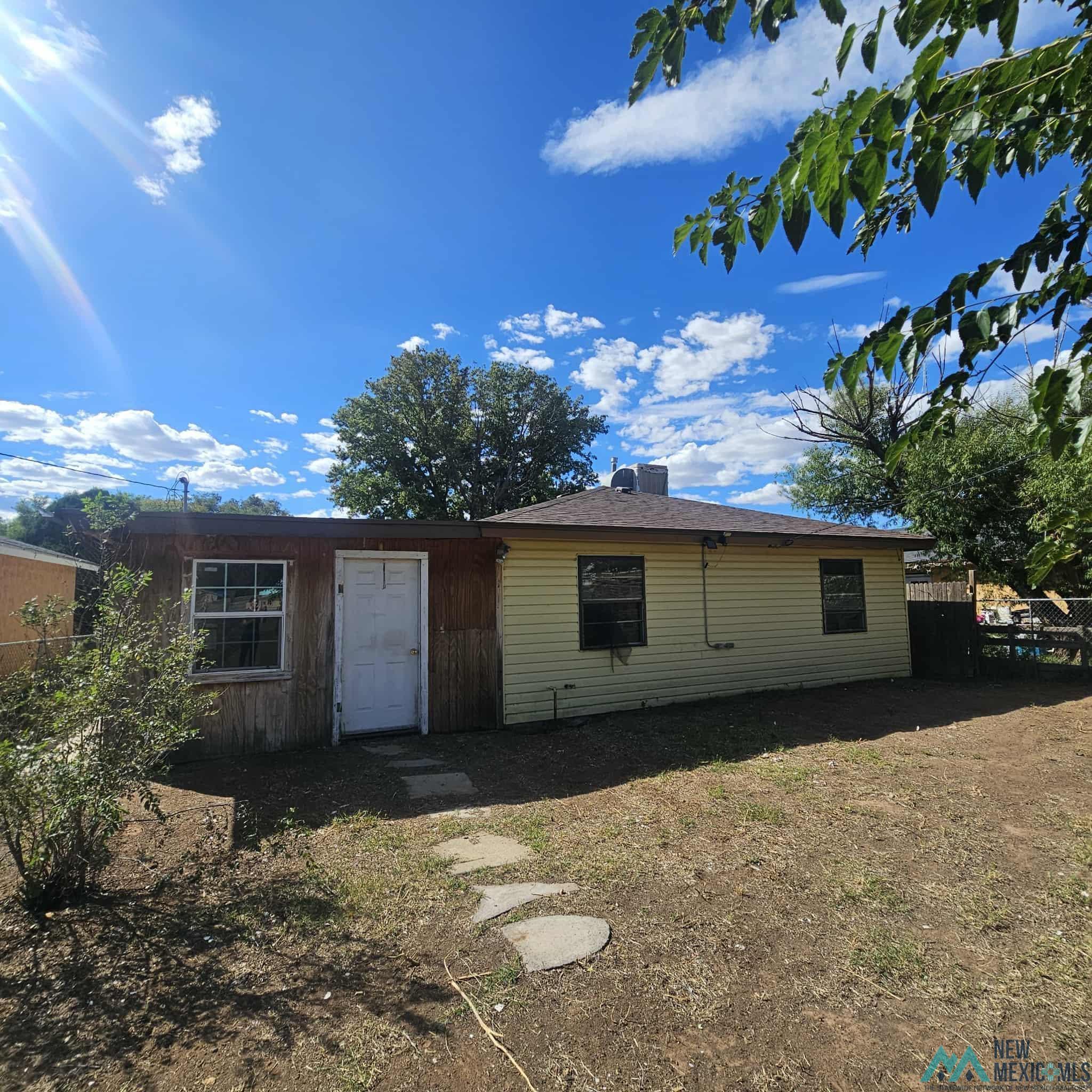 Clovis, New Mexico 88101, United States, 2 Bedrooms Bedrooms, ,1 BathroomBathrooms,Residential,Active,221164