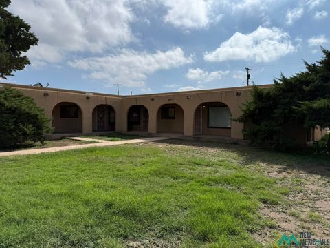 Multifamily For Sale - 1403 W Hank Avenue<br/> Eddy County, Artesia, NM 88210