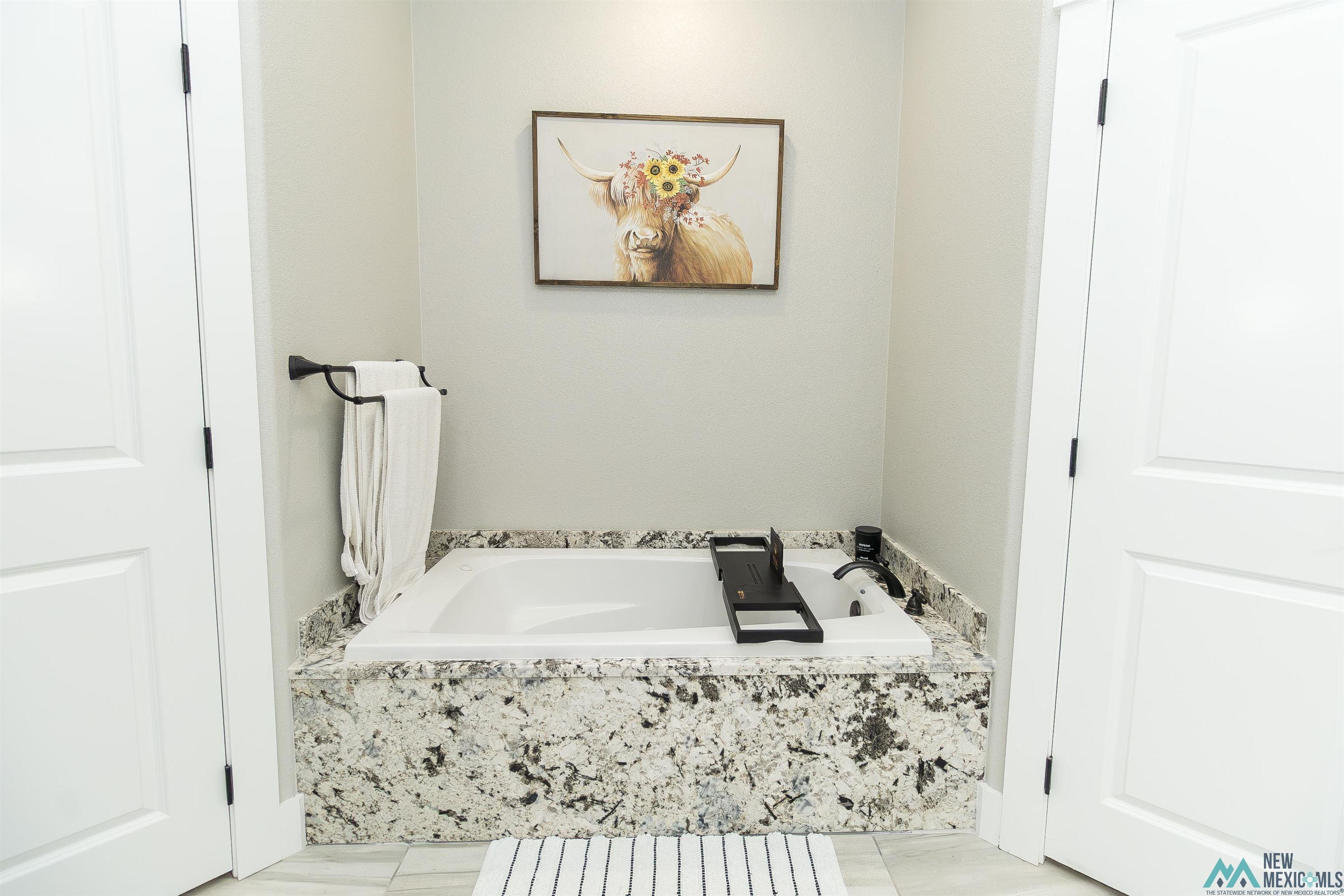 Clovis, New Mexico 88101, United States, 4 Bedrooms Bedrooms, ,2 BathroomsBathrooms,Residential,Pending,51725