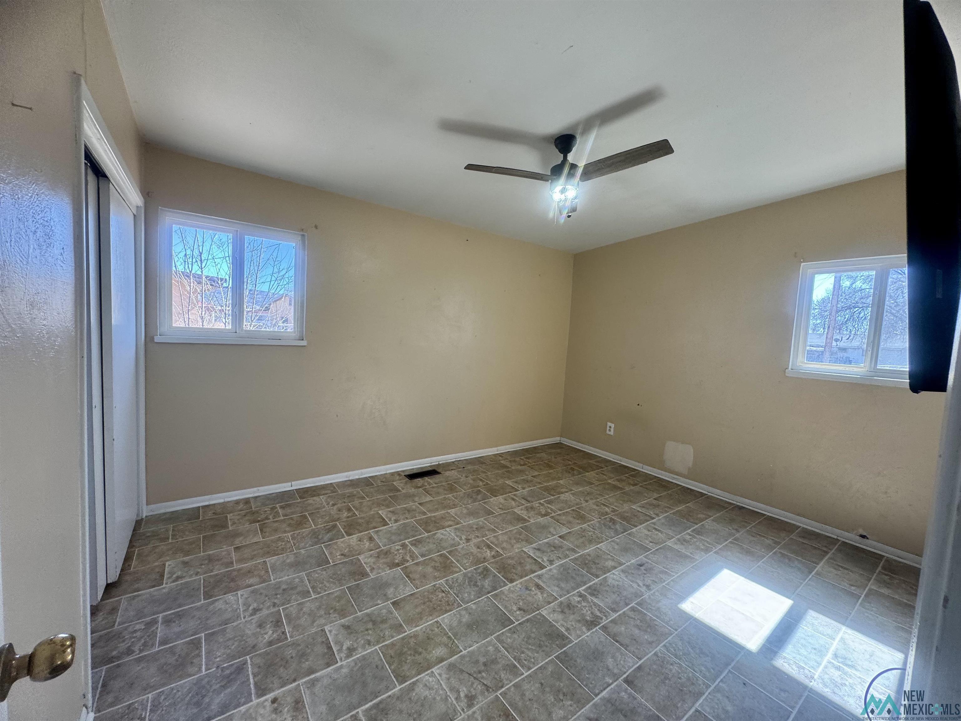 225 W Harrison Avenue, Grants, Texas image 12