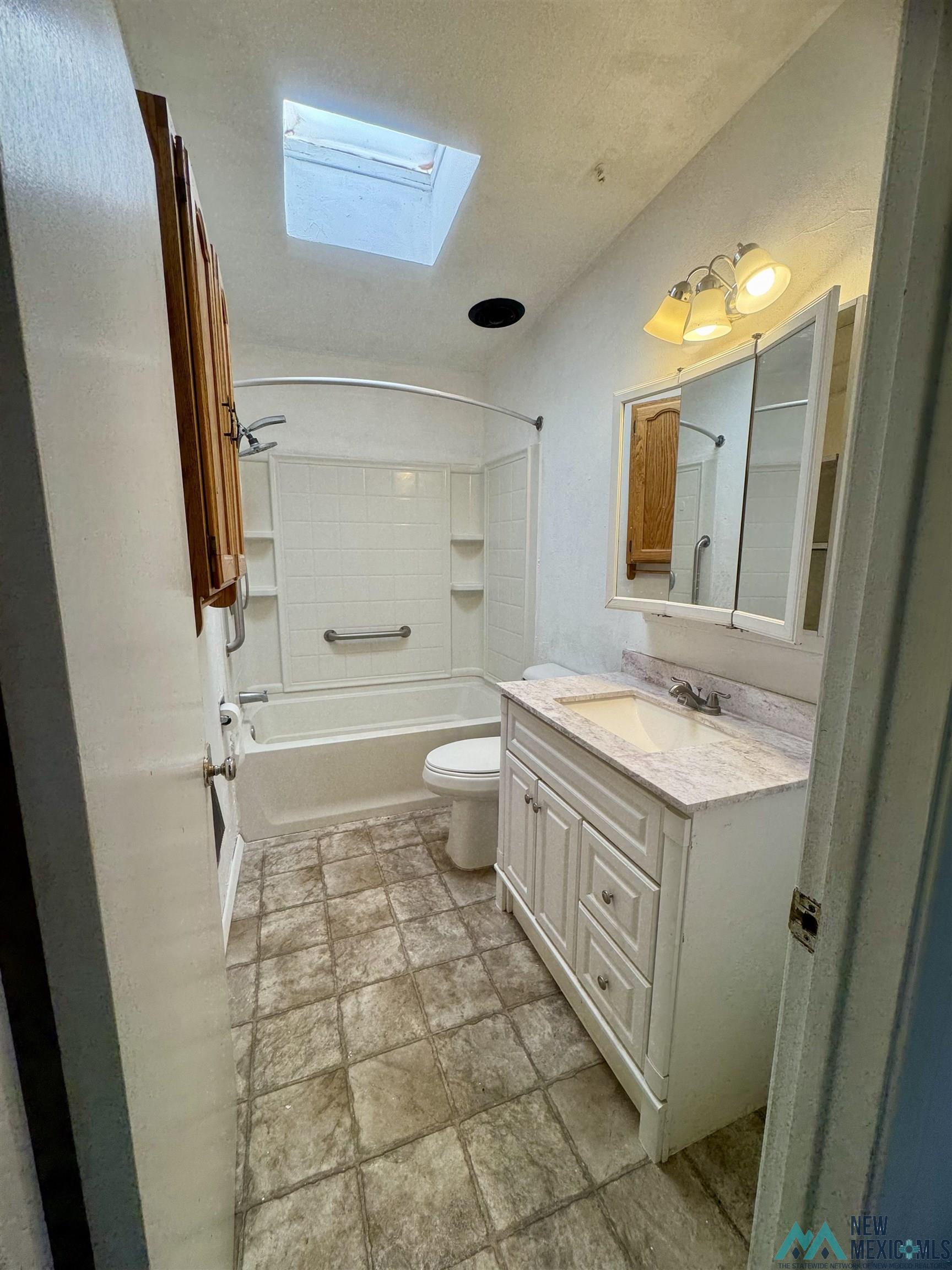 225 W Harrison Avenue, Grants, Texas image 10
