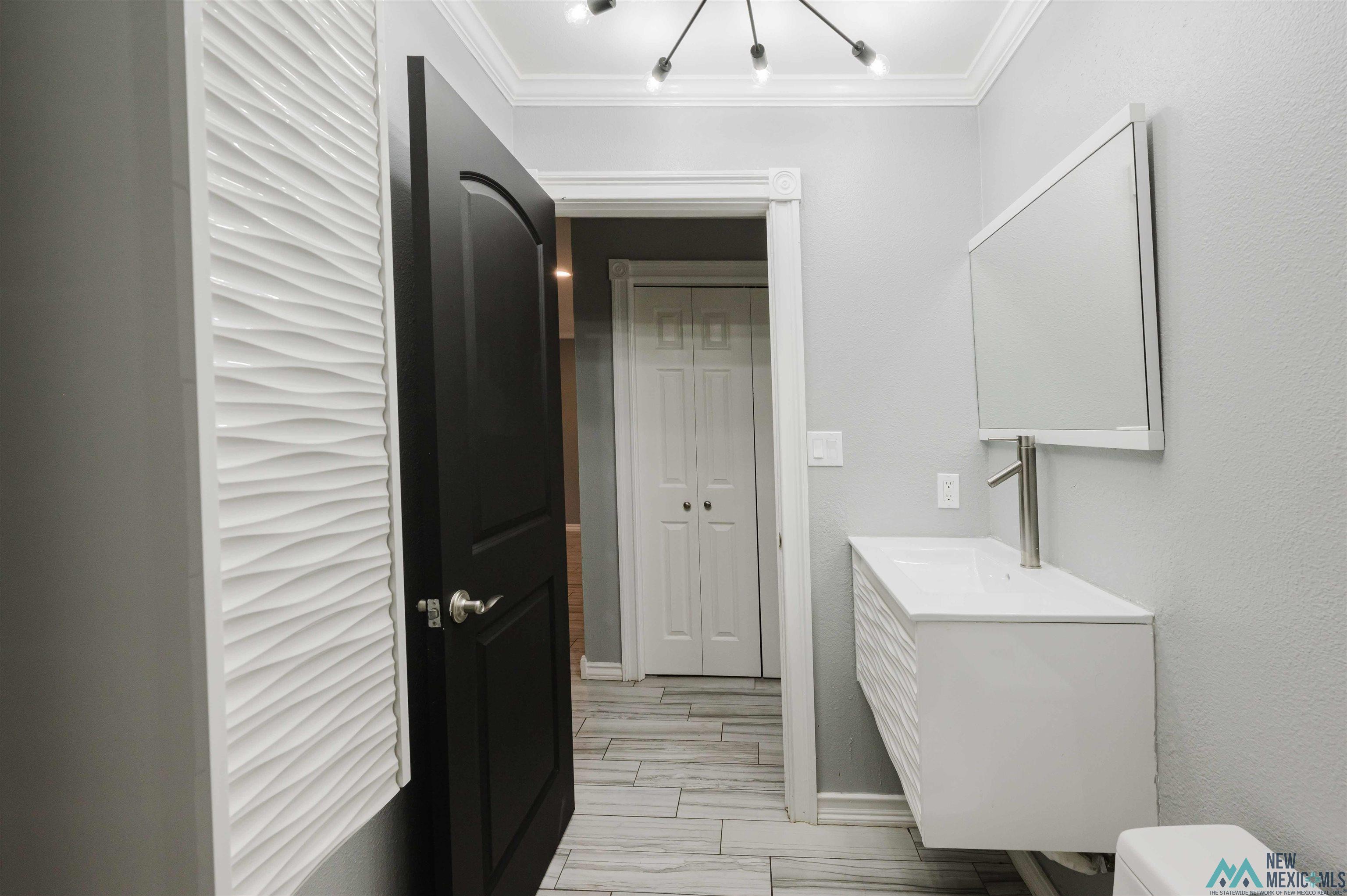 1308 S Sunset Avenue, Roswell, Texas image 34