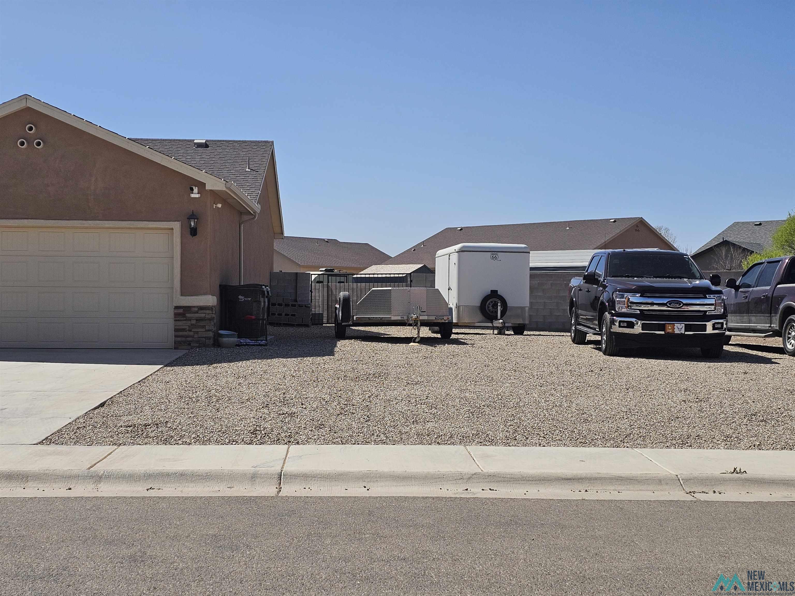 4203 S Padre Lane, Carlsbad, New Mexico image 2