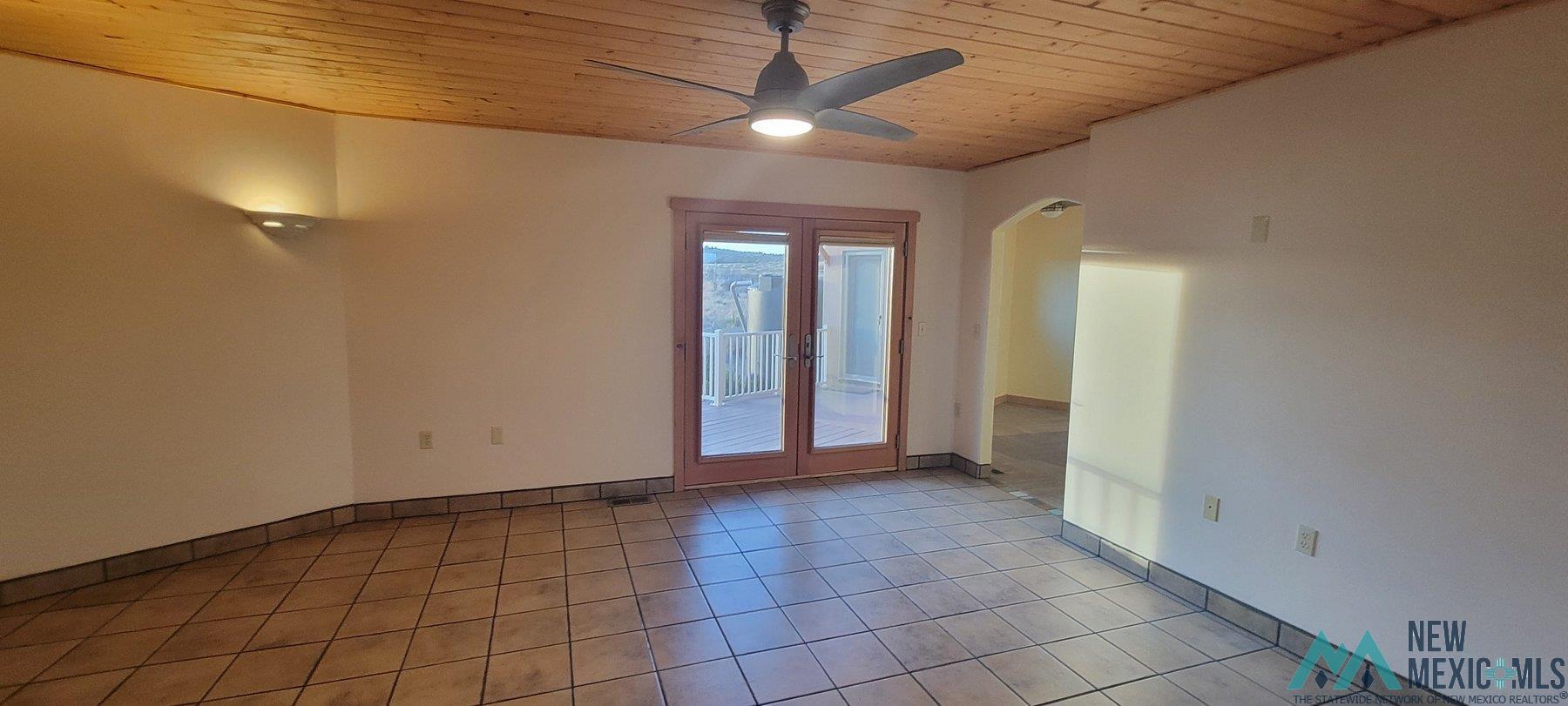 19 Michelle Lane, Silver City, New Mexico image 3