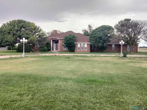 Homes For Sale - 1080 Curry Road G Road<br/> Clovis, NM 88101