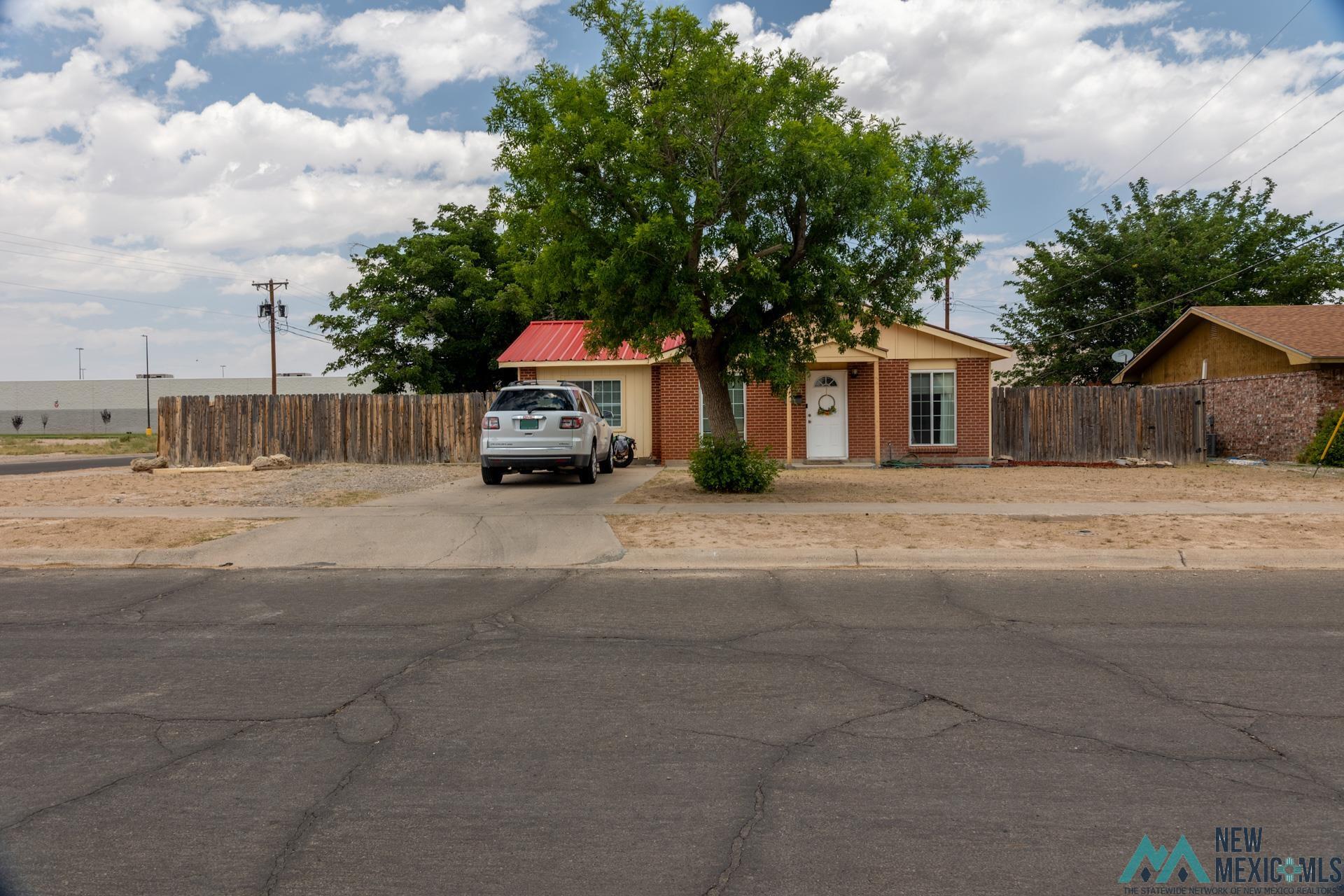 301 Hermosa Drive, Roswell, Texas image 3