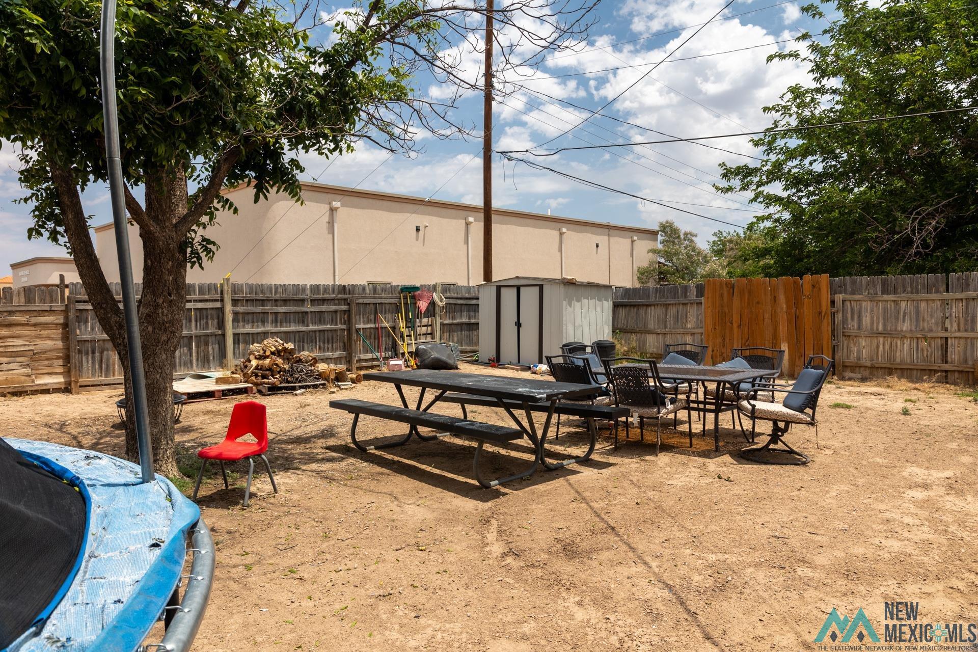 301 Hermosa Drive, Roswell, Texas image 30