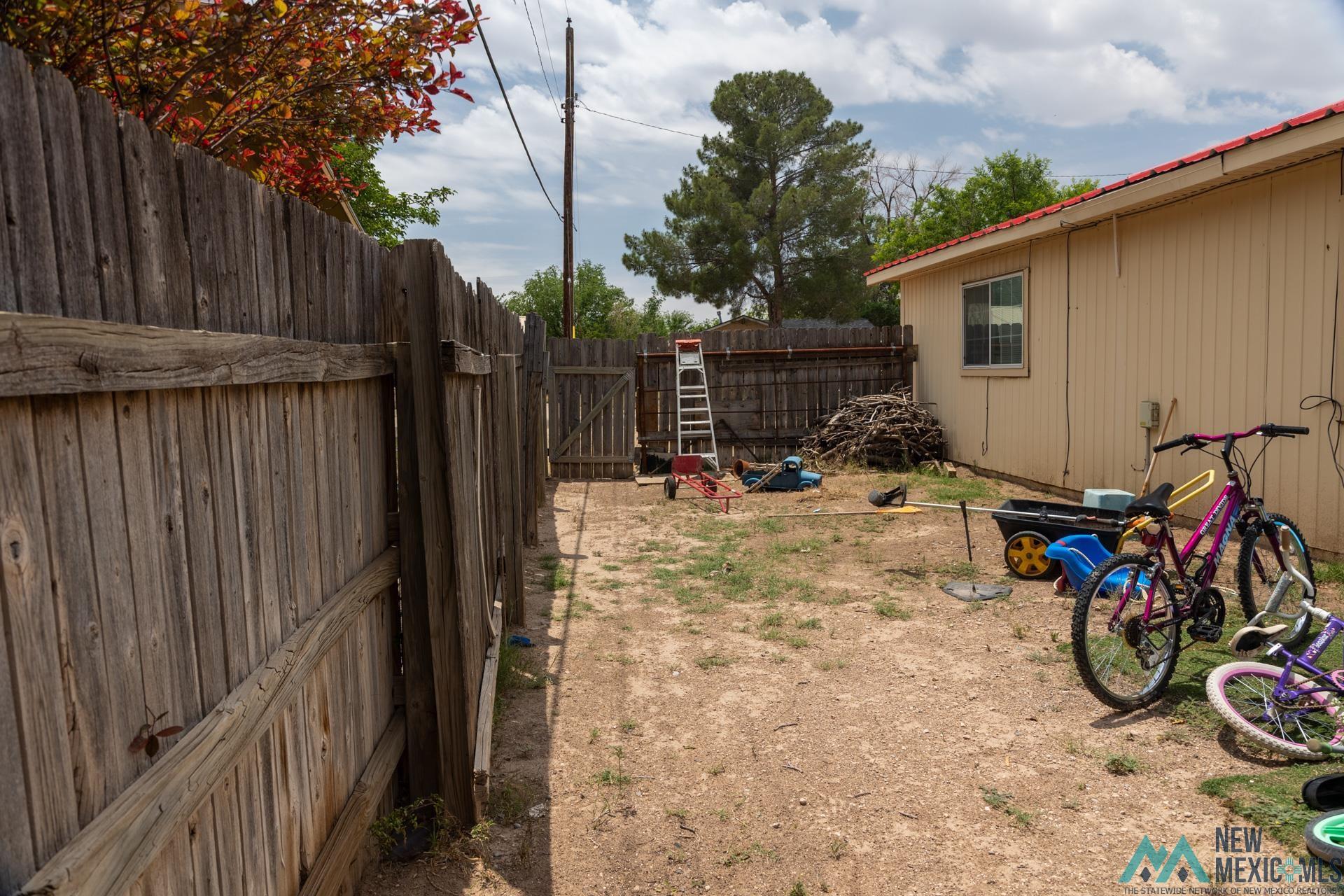 301 Hermosa Drive, Roswell, Texas image 27