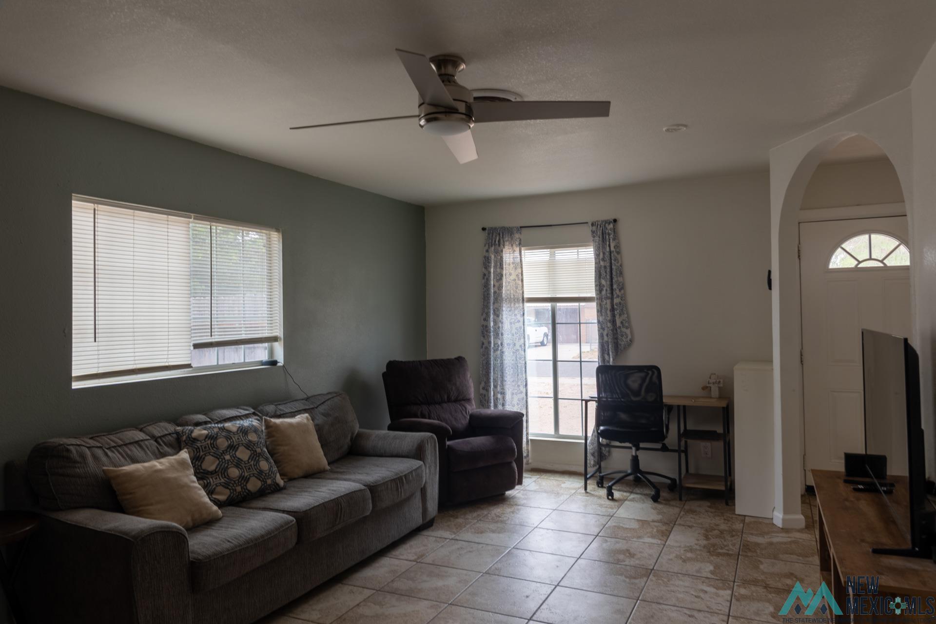301 Hermosa Drive, Roswell, Texas image 6