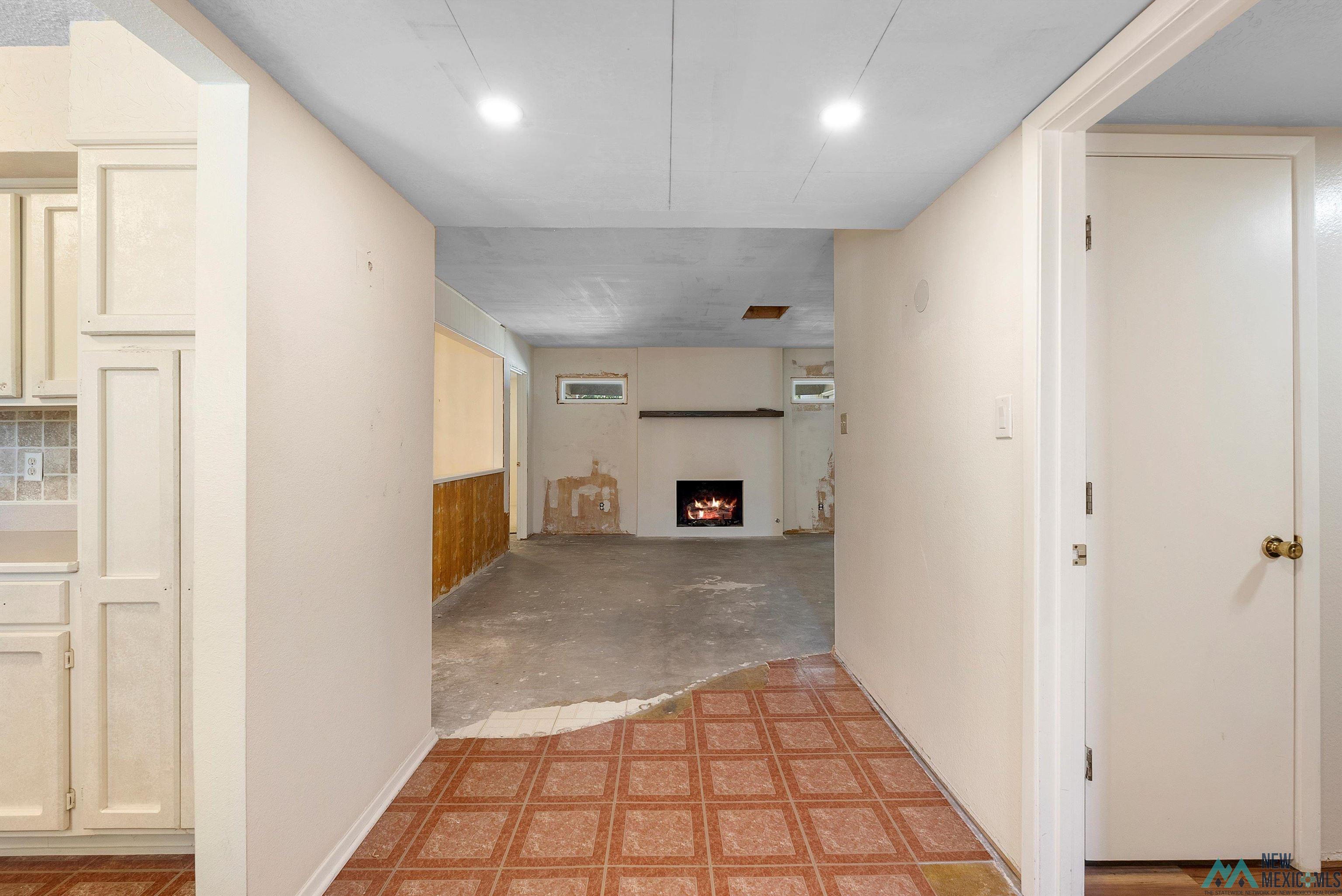 1710 Live Oak Place, Carlsbad, Texas image 6