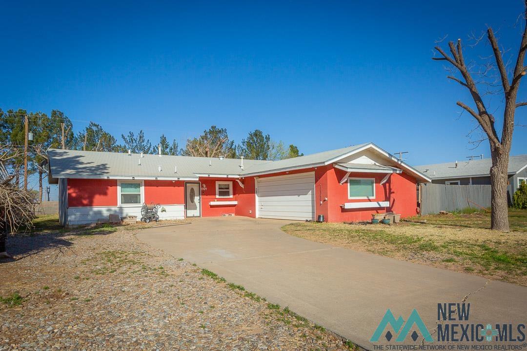 3504 Bandolina Avenue, Roswell, New Mexico image 1