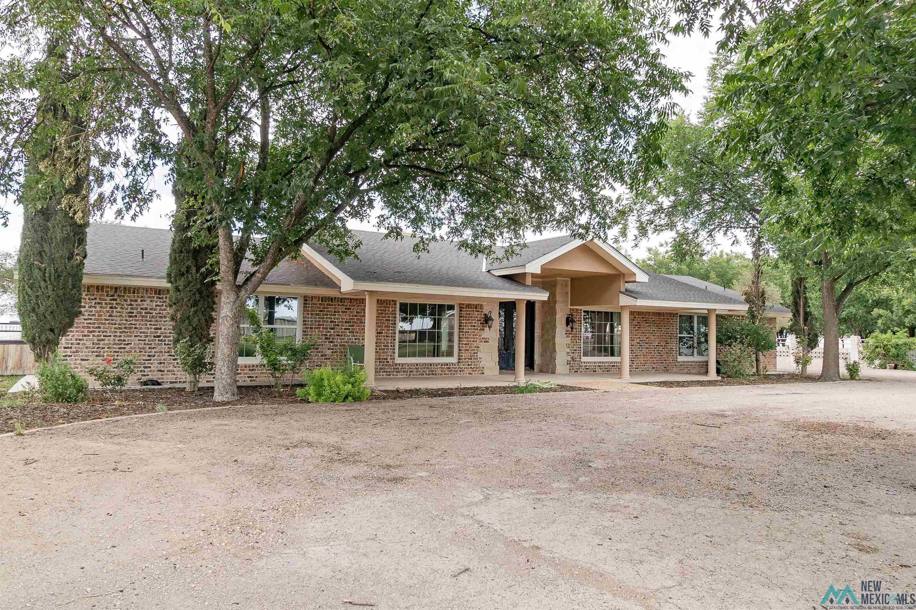 9300 N Knowles Road, Hobbs, Texas image 1