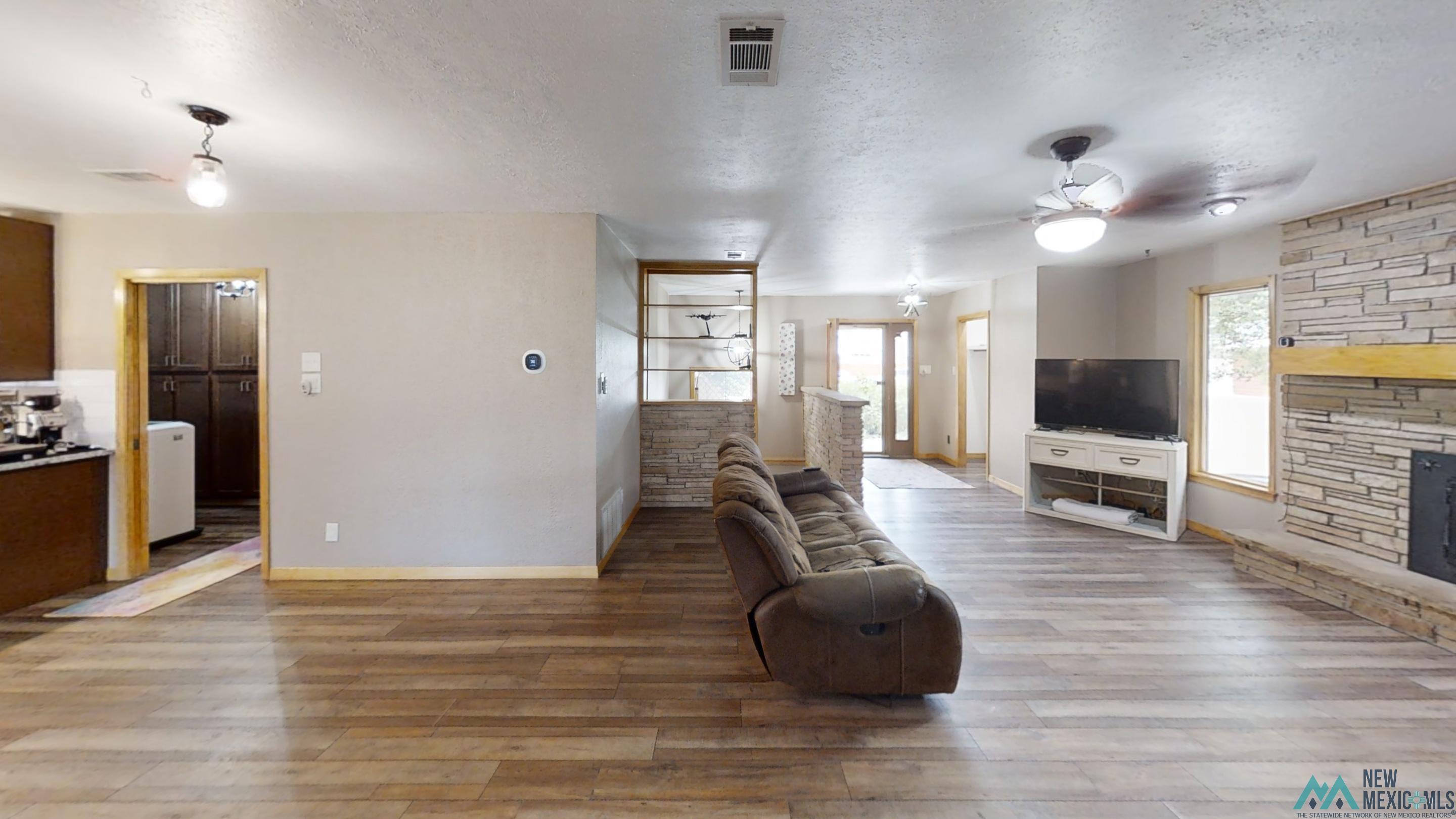 2108 Gidding Street, Clovis, Texas image 7