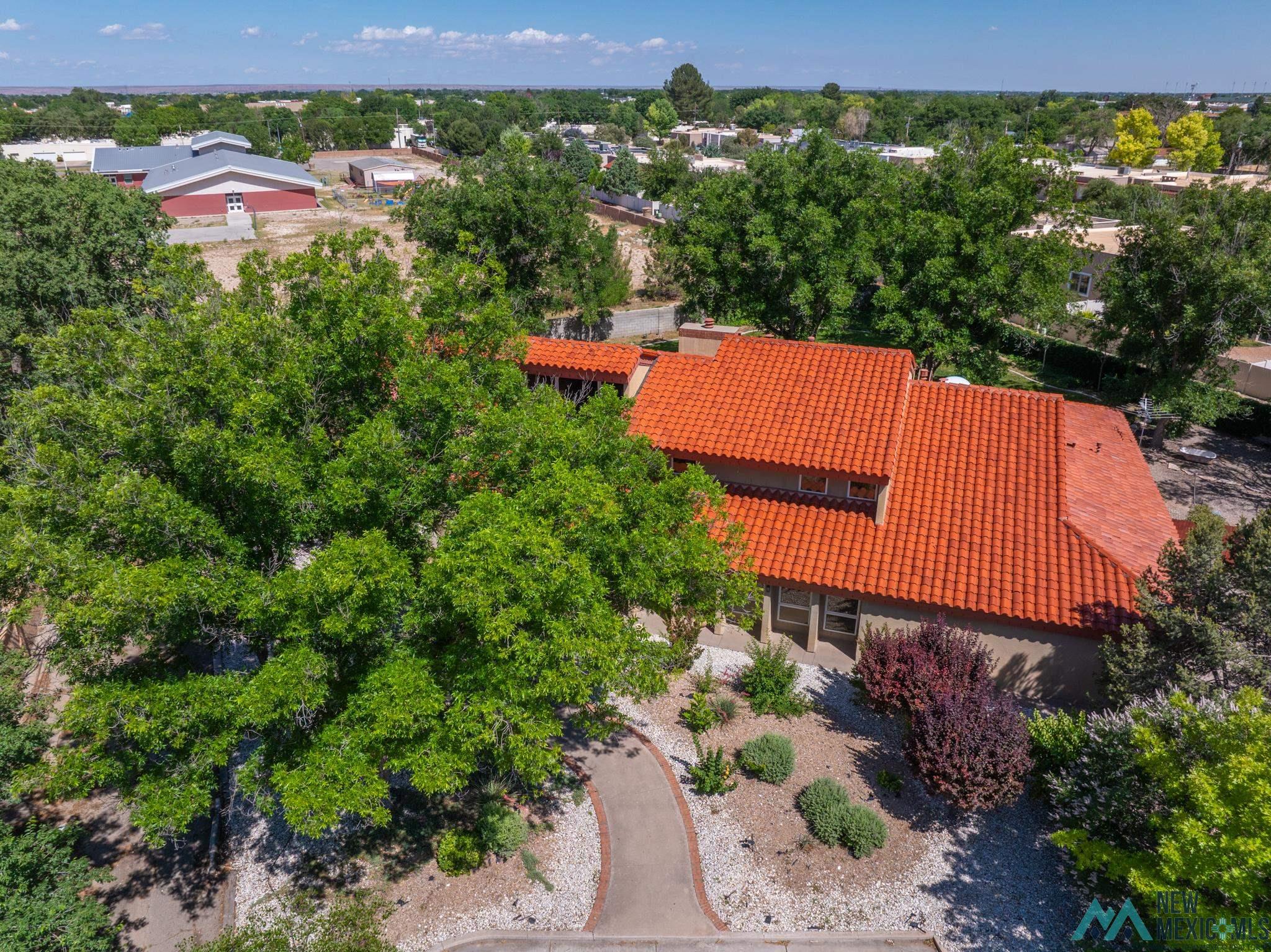 Roswell, New Mexico 88201, United States, 5 Bedrooms Bedrooms, ,4 BathroomsBathrooms,Residential,Active,223071