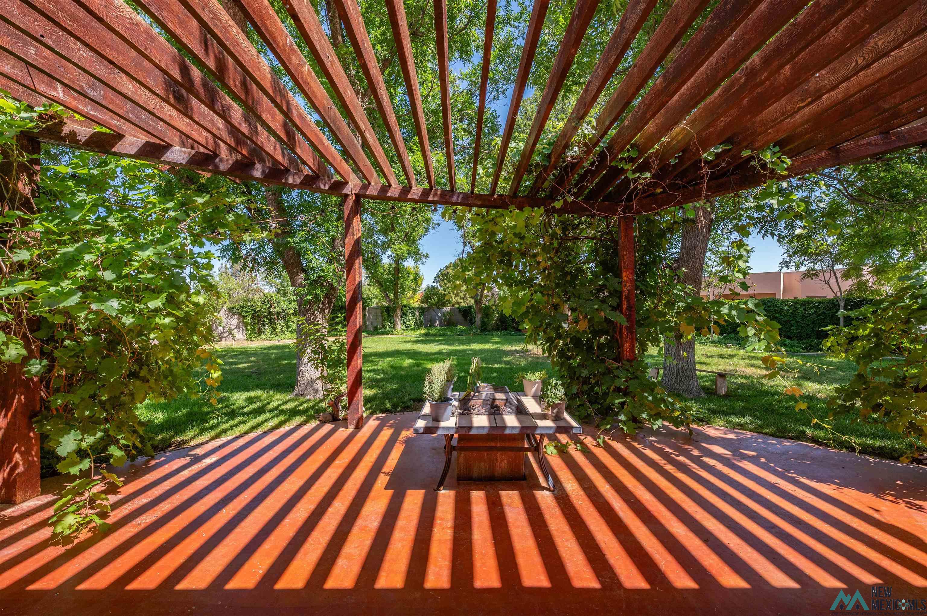 Roswell, New Mexico 88201, United States, 5 Bedrooms Bedrooms, ,4 BathroomsBathrooms,Residential,Active,223071