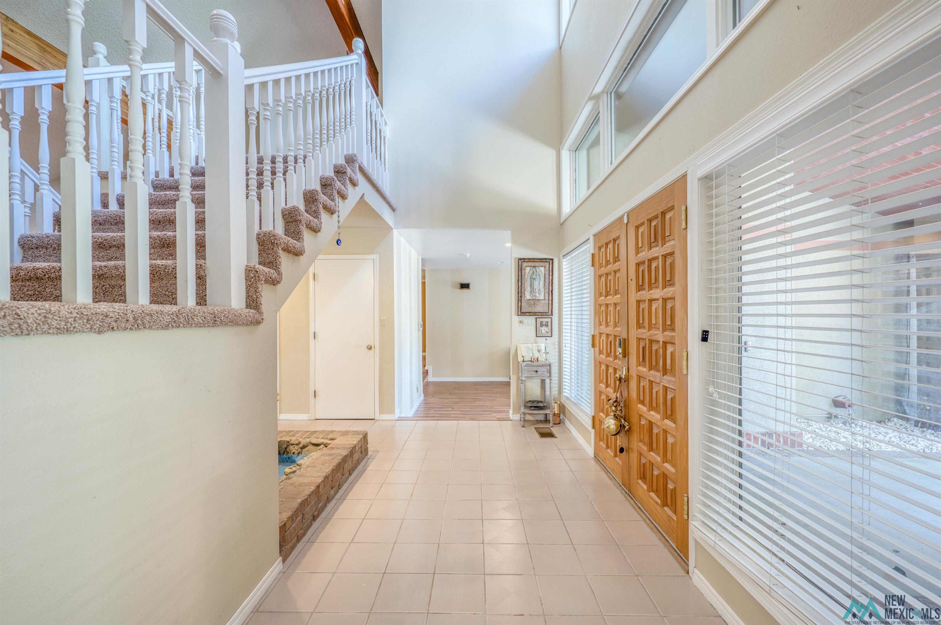 Roswell, New Mexico 88201, United States, 5 Bedrooms Bedrooms, ,4 BathroomsBathrooms,Residential,Active,223071