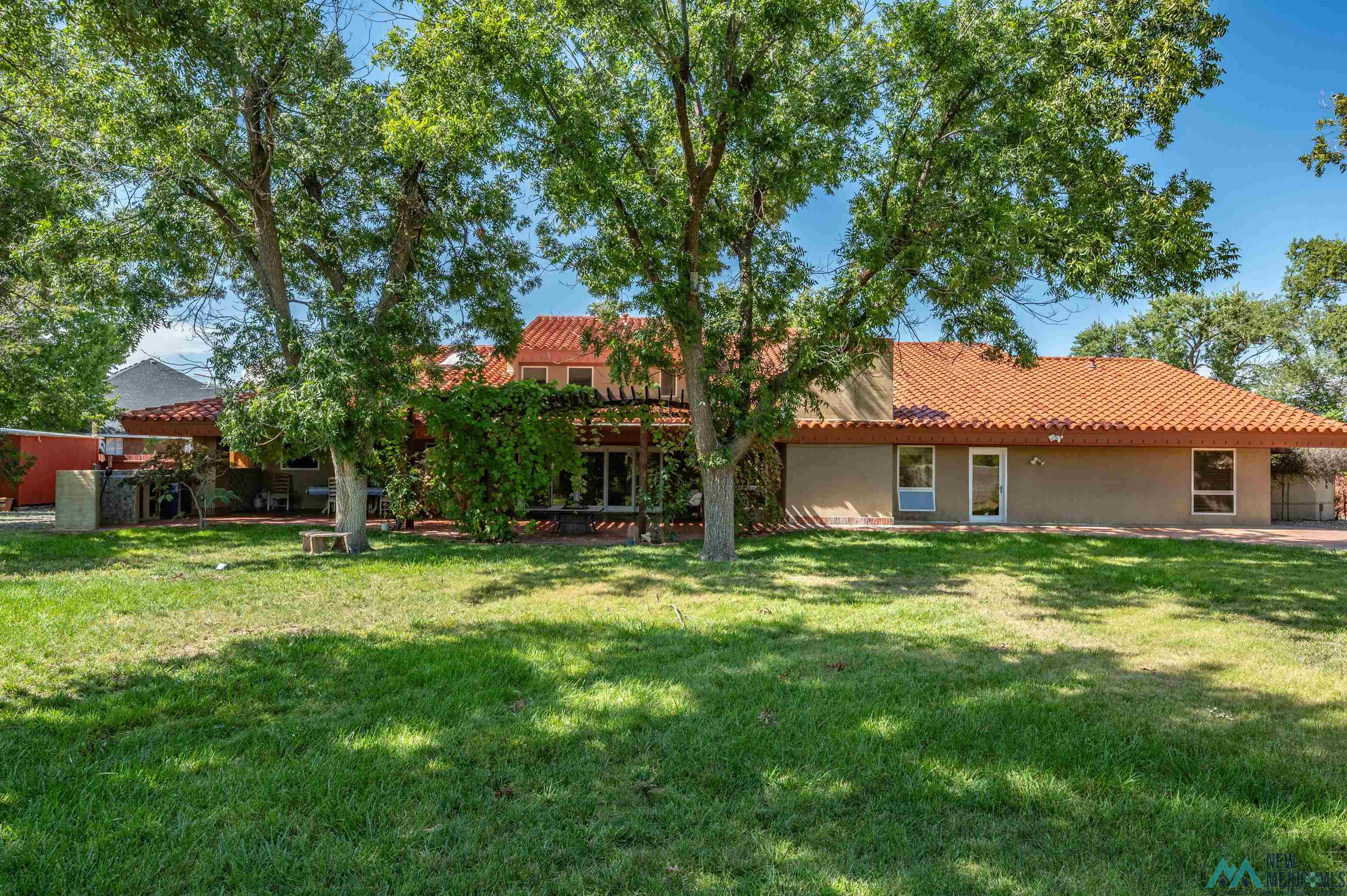 Roswell, New Mexico 88201, United States, 5 Bedrooms Bedrooms, ,4 BathroomsBathrooms,Residential,Active,223071