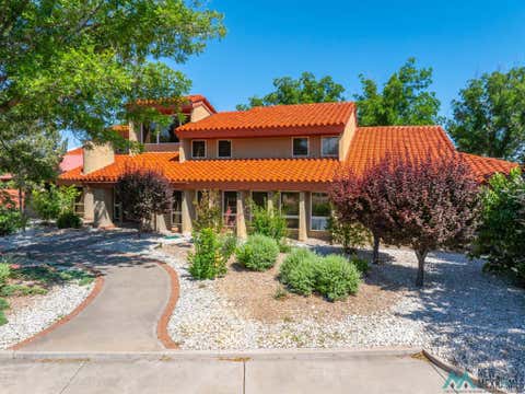 Homes For Sale - 5 Chrysler Place<br/> Roswell, NM 88201