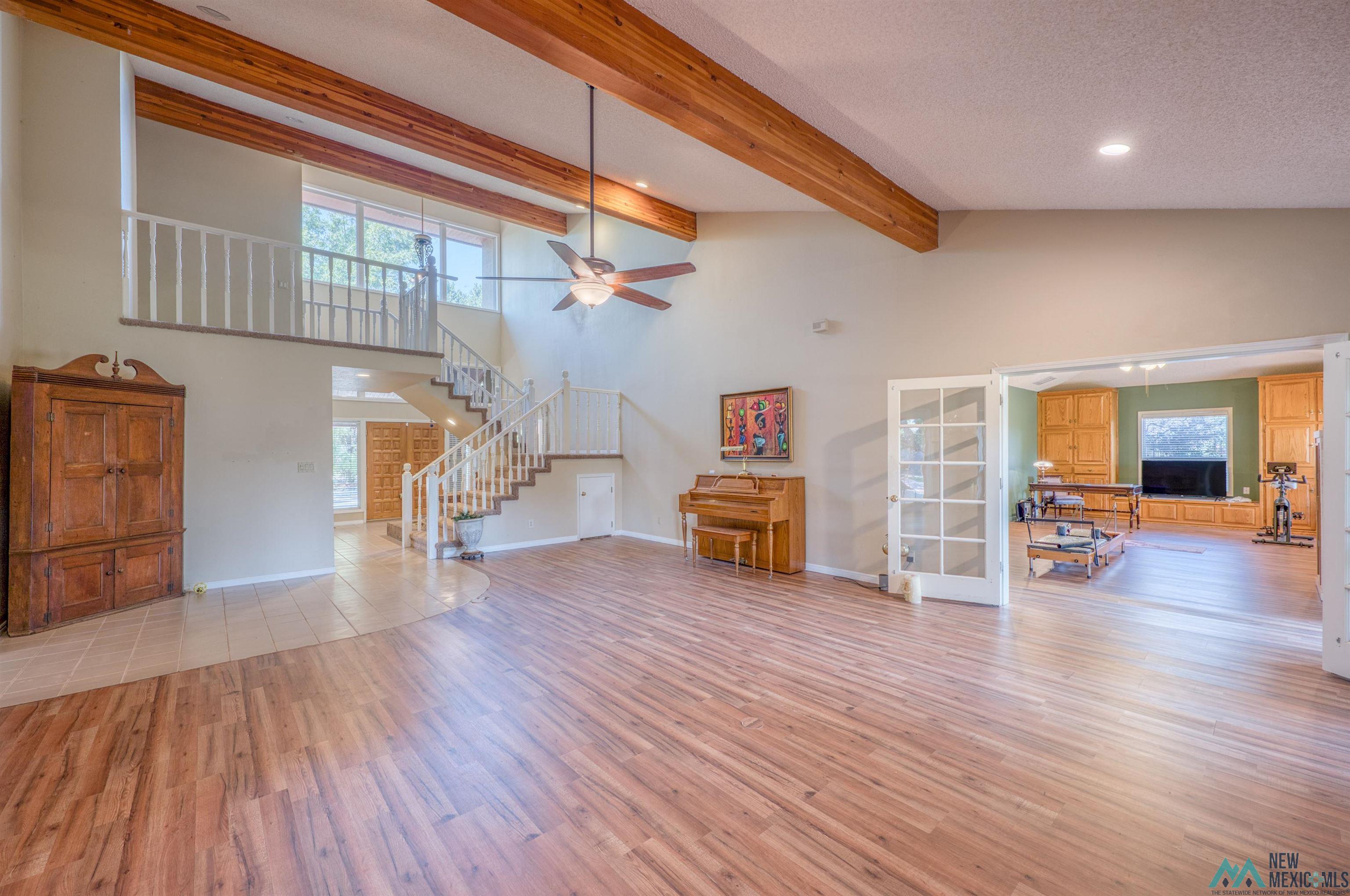 Roswell, New Mexico 88201, United States, 5 Bedrooms Bedrooms, ,4 BathroomsBathrooms,Residential,Active,223071