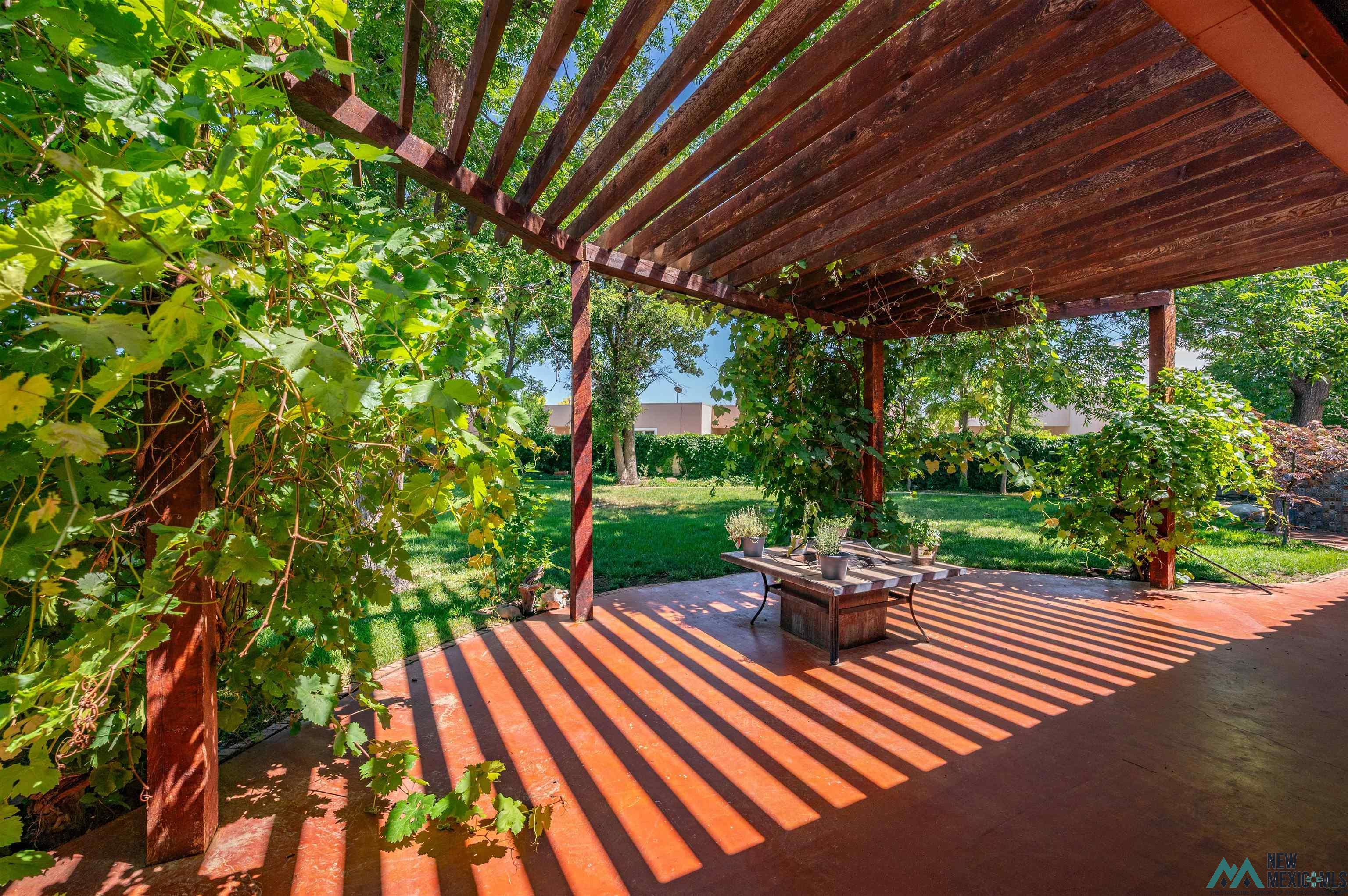 Roswell, New Mexico 88201, United States, 5 Bedrooms Bedrooms, ,4 BathroomsBathrooms,Residential,Active,223071