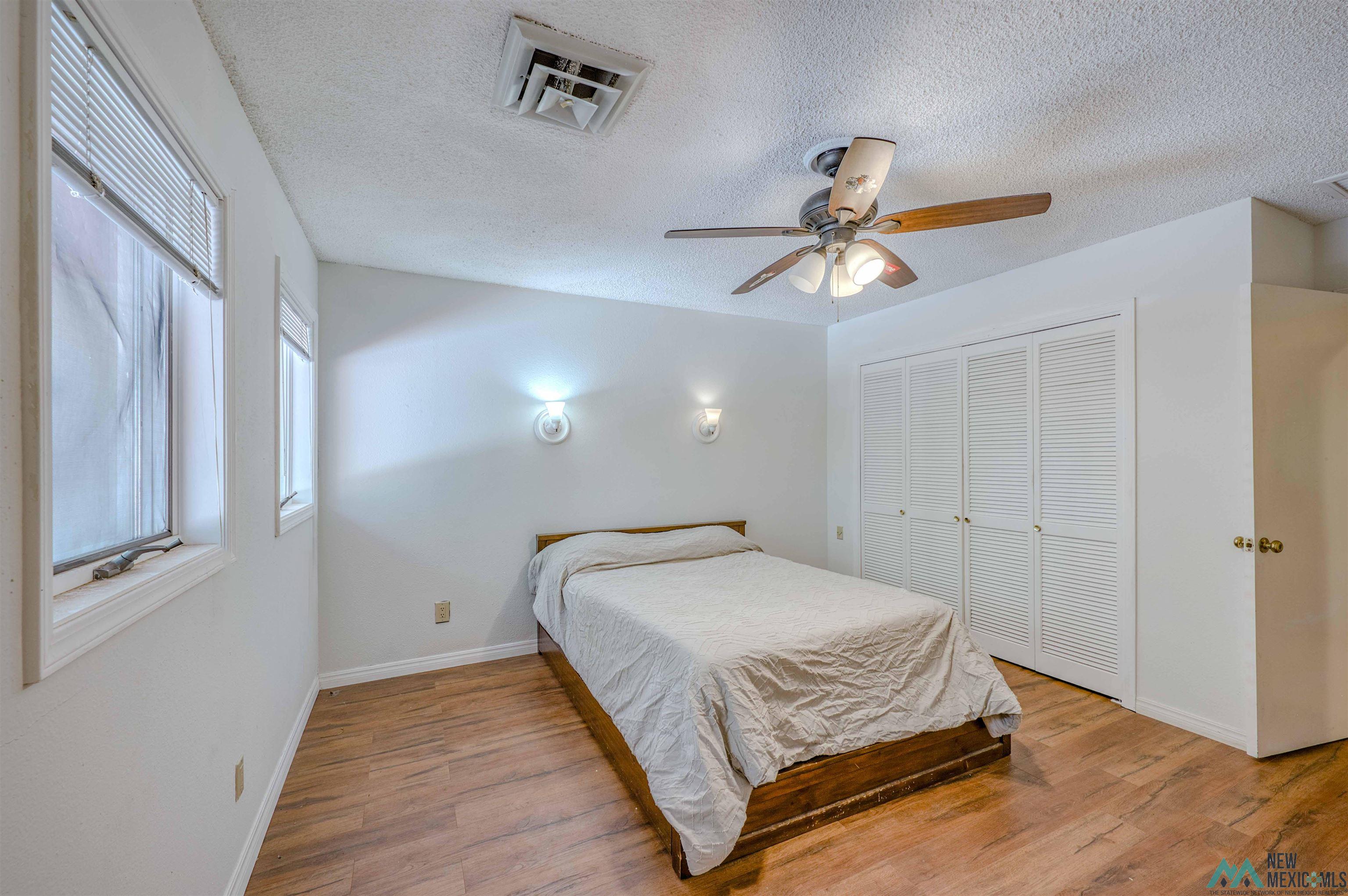 Roswell, New Mexico 88201, United States, 5 Bedrooms Bedrooms, ,4 BathroomsBathrooms,Residential,Active,223071