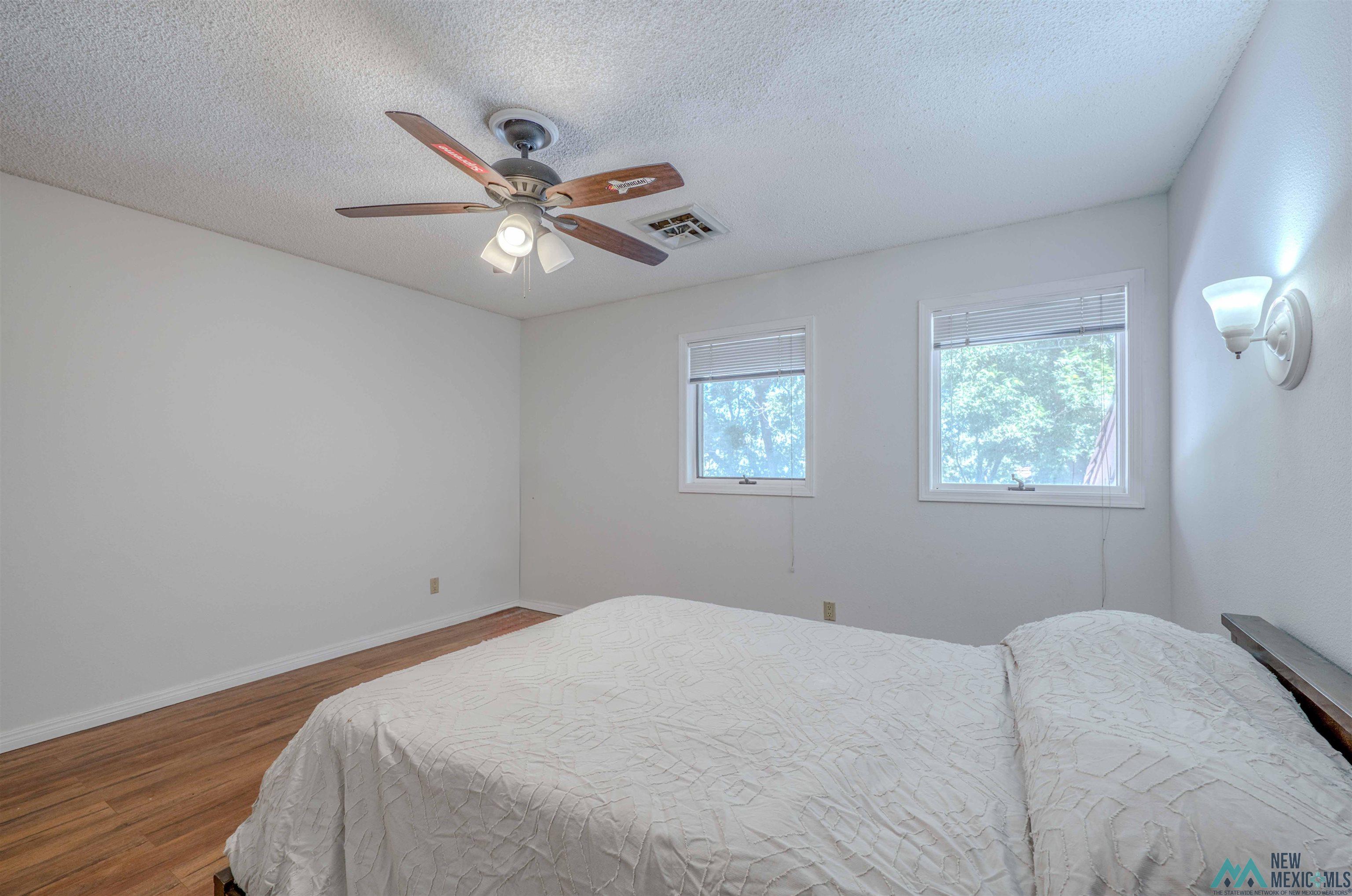 Roswell, New Mexico 88201, United States, 5 Bedrooms Bedrooms, ,4 BathroomsBathrooms,Residential,Active,223071