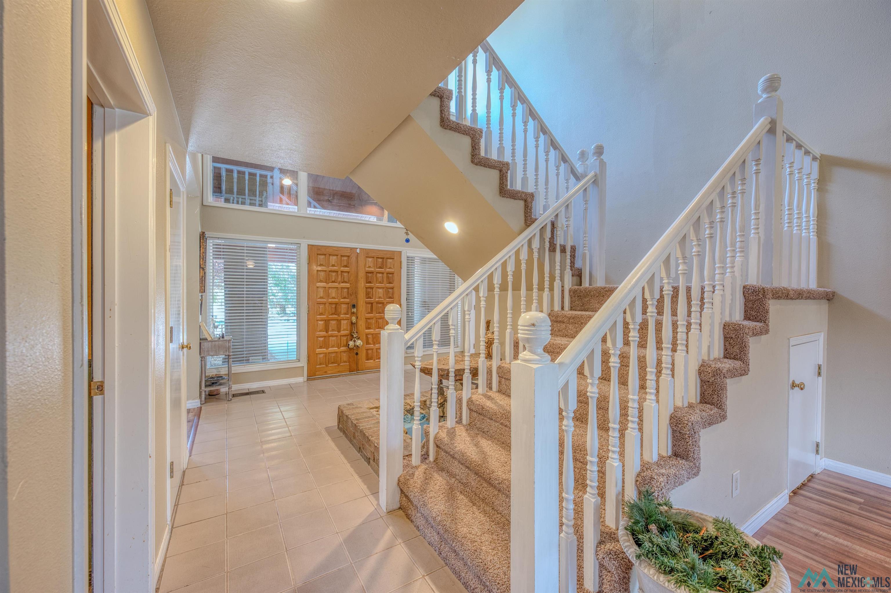 Roswell, New Mexico 88201, United States, 5 Bedrooms Bedrooms, ,4 BathroomsBathrooms,Residential,Active,223071