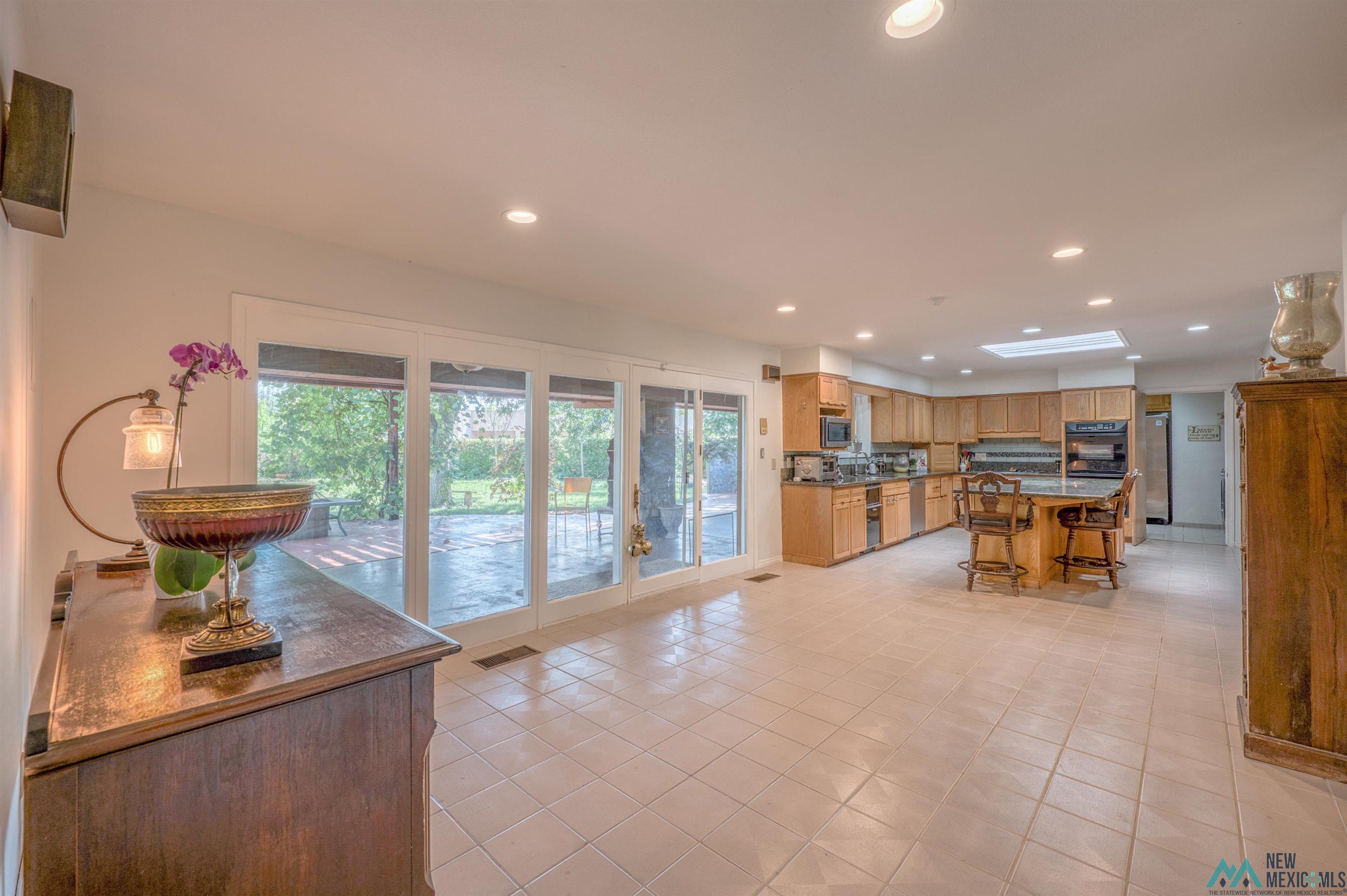 Roswell, New Mexico 88201, United States, 5 Bedrooms Bedrooms, ,4 BathroomsBathrooms,Residential,Active,223071