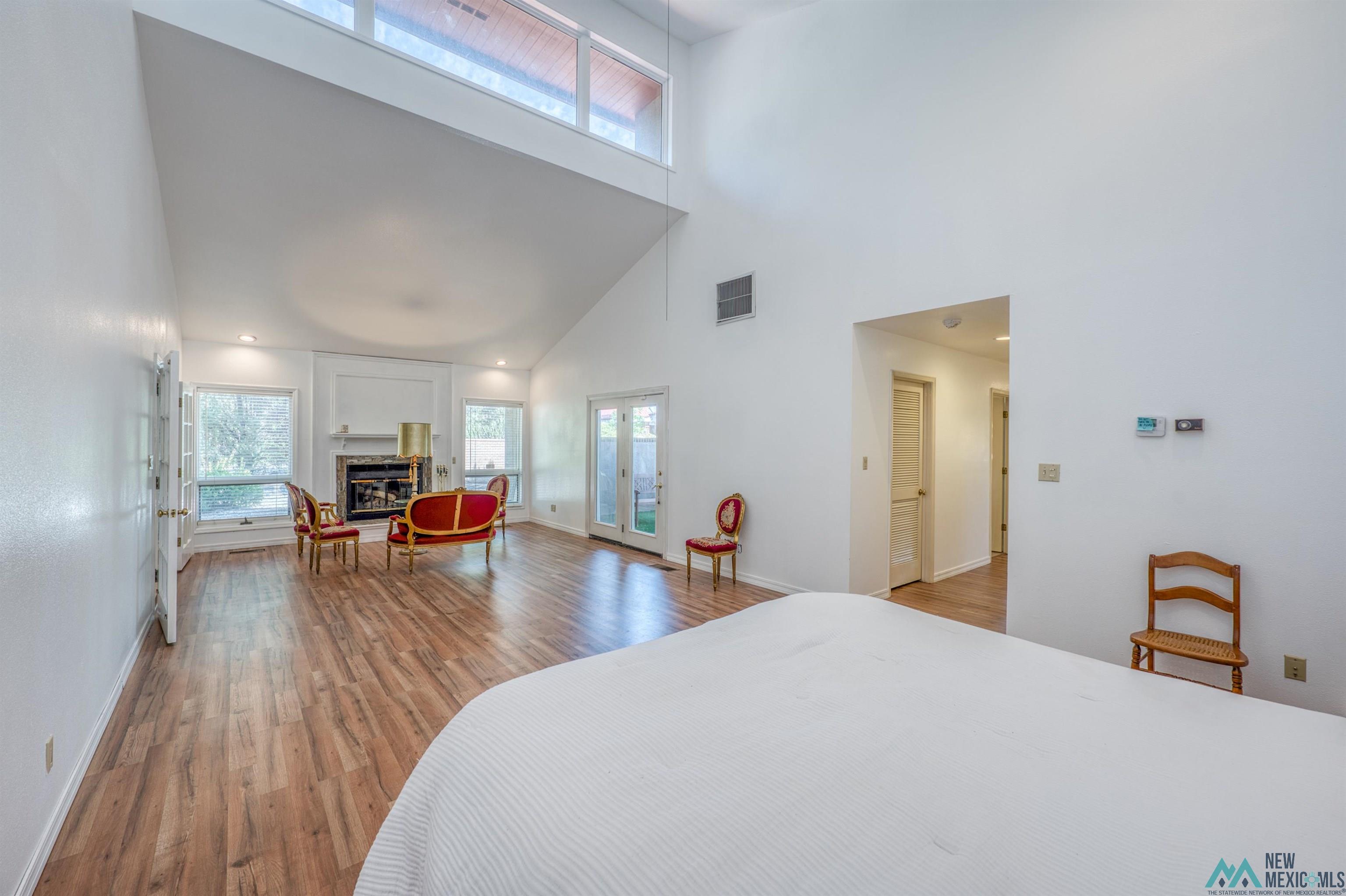 Roswell, New Mexico 88201, United States, 5 Bedrooms Bedrooms, ,4 BathroomsBathrooms,Residential,Active,223071