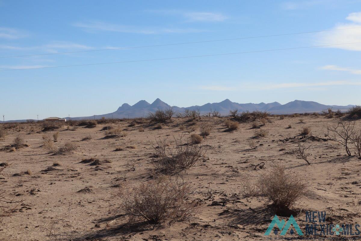 Sierra Lane Sw, Deming, Texas image 15