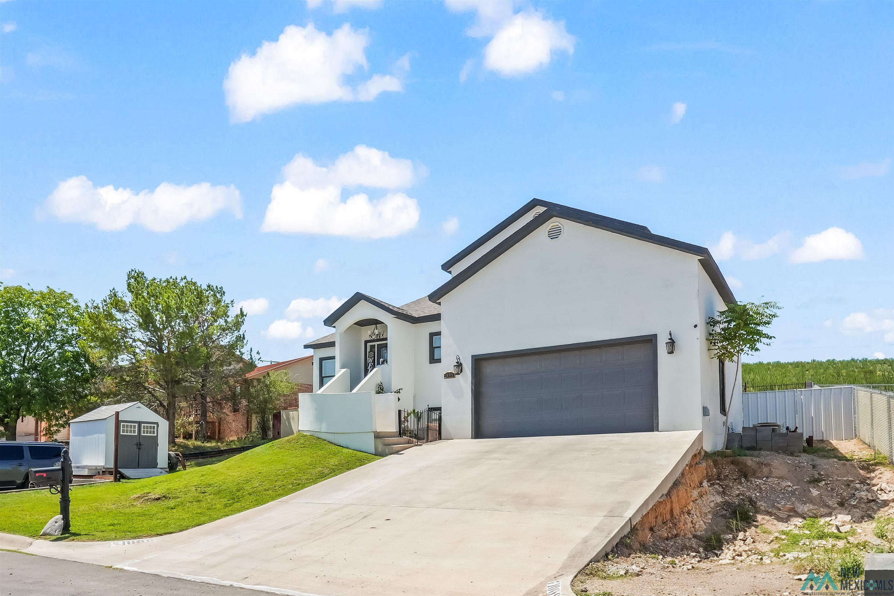 1009 Ocotillo Drive, Carlsbad, New Mexico image 3