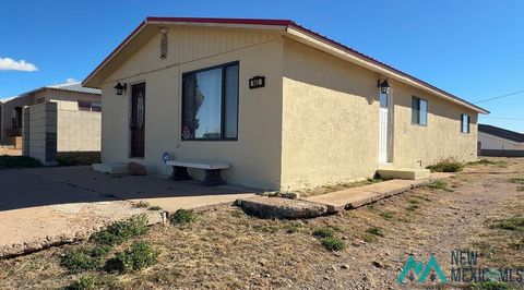 Homes For Sale - 962 Corona Avenue<br/> Santa Rosa, NM 88453