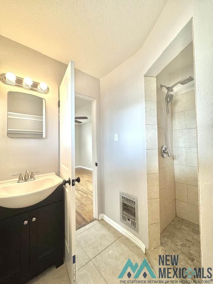 1422 S Country Circle, Carlsbad, Texas image 21
