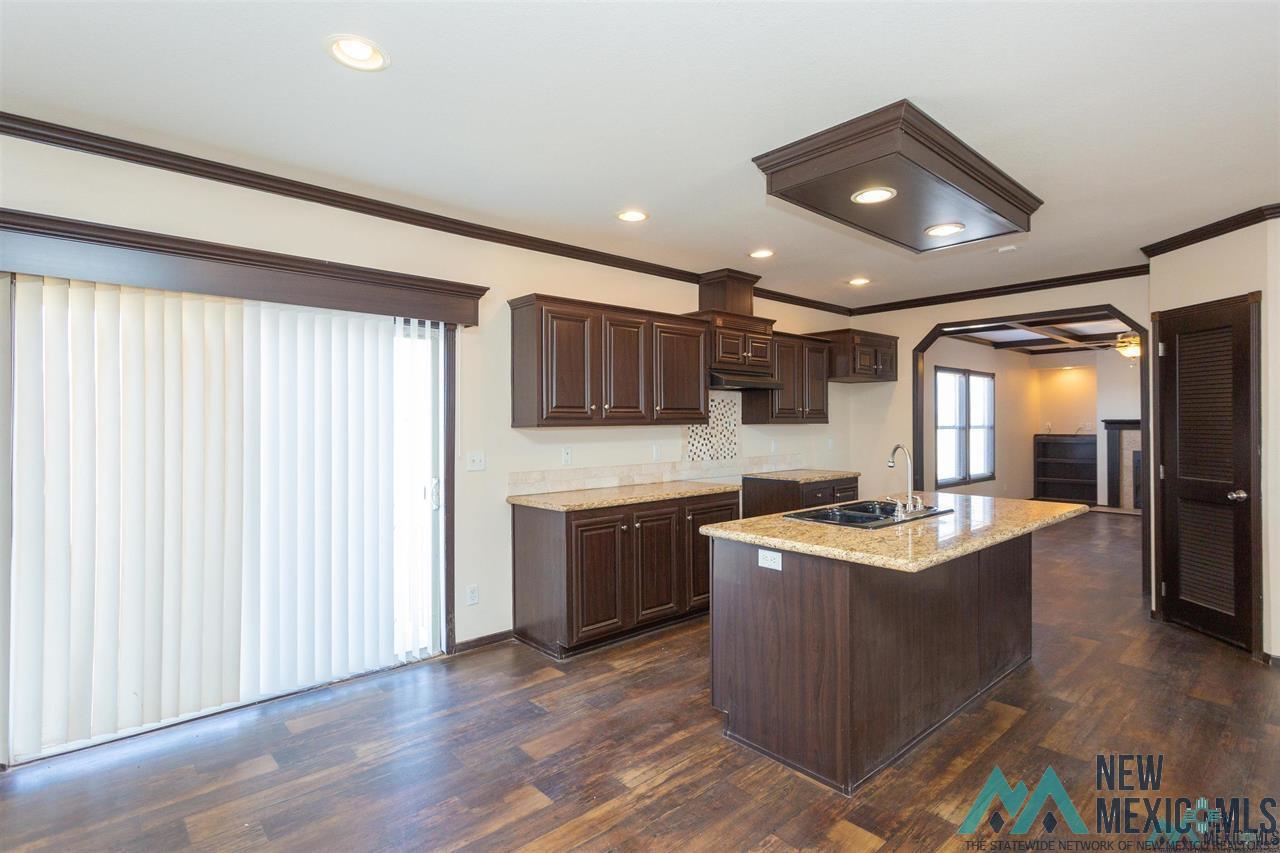 Artesia, New Mexico 88210, United States, 3 Bedrooms Bedrooms, ,2 BathroomsBathrooms,Residential,Pending,56768