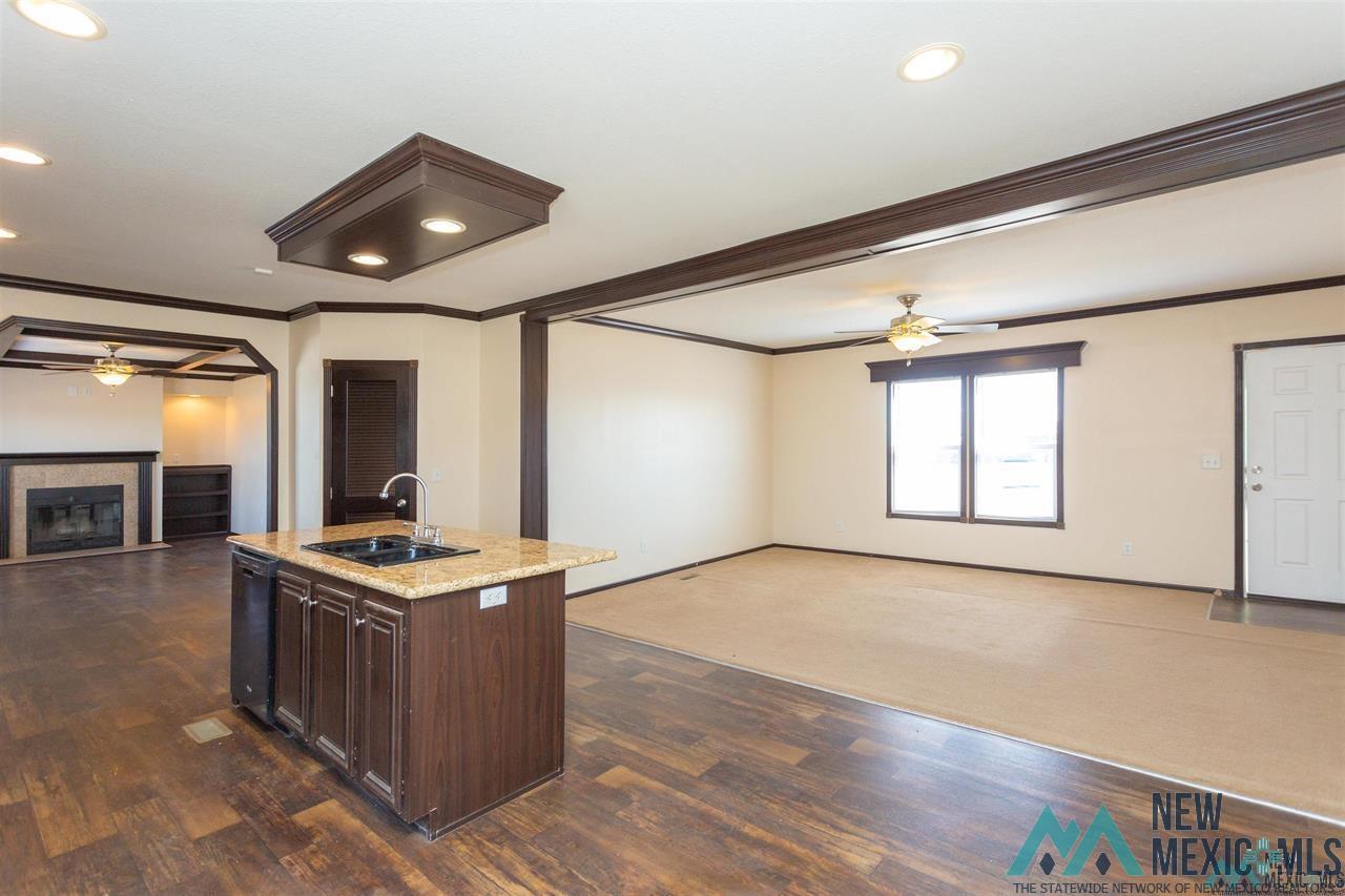 Artesia, New Mexico 88210, United States, 3 Bedrooms Bedrooms, ,2 BathroomsBathrooms,Residential,Pending,56768