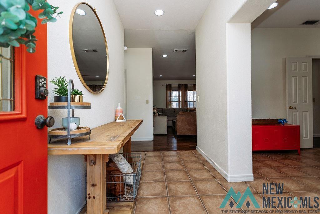 1516 Farrell Drive, Carlsbad, New Mexico image 3